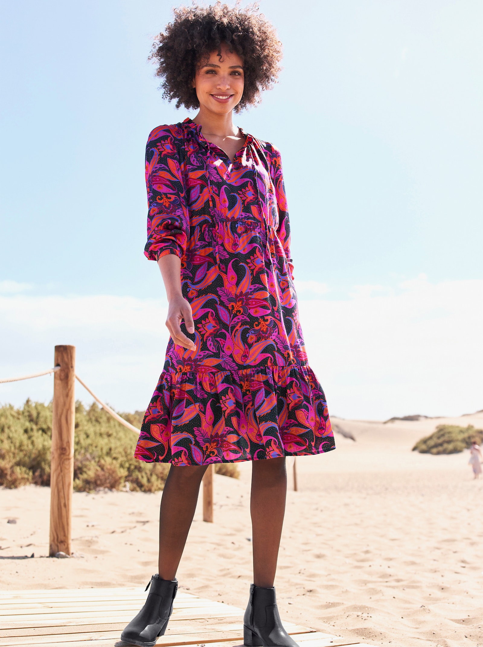 heine Volantkleid mit Langarm - rot-schwarz-bedruckt