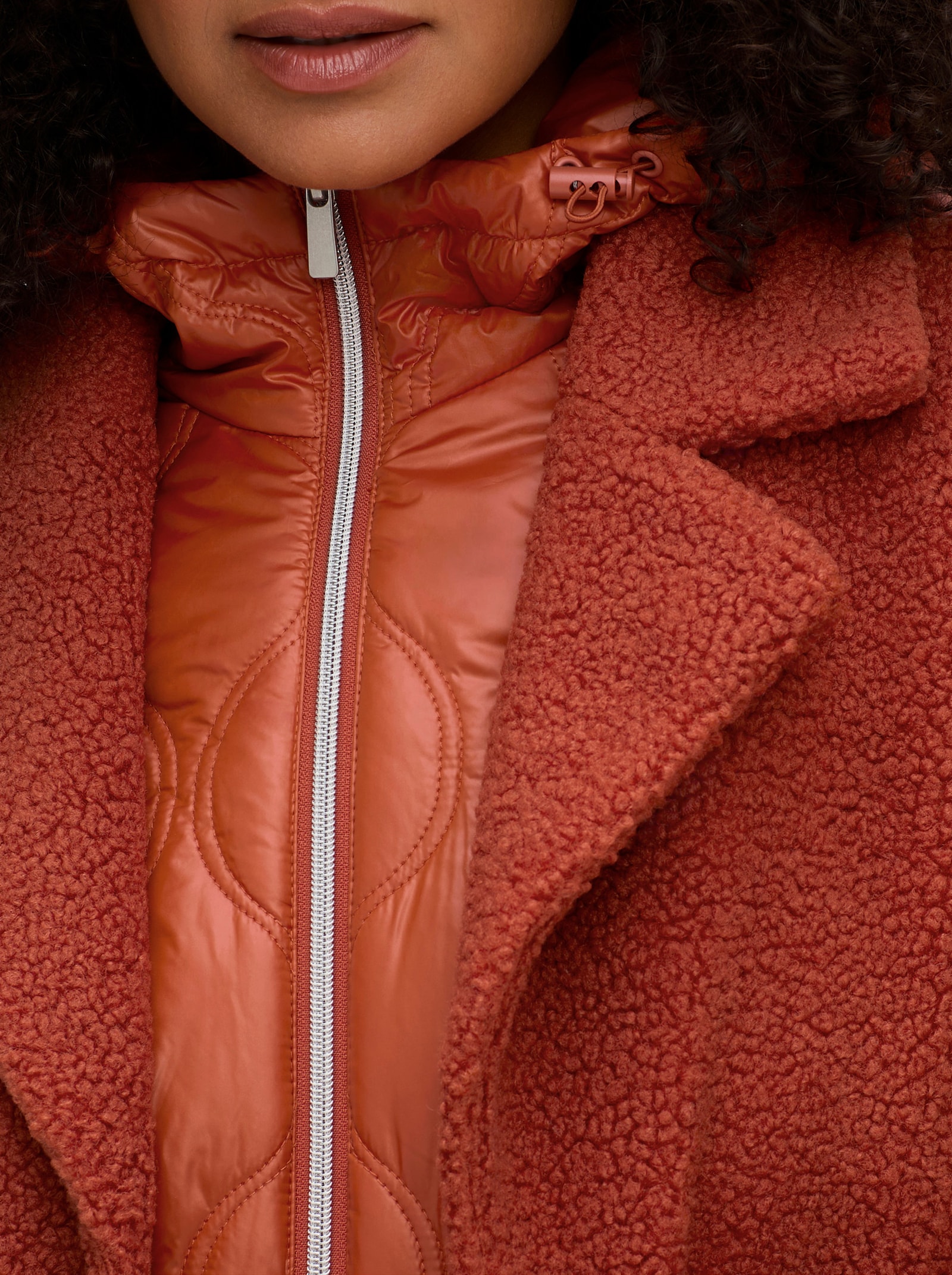 sheego Fleecemantel in 2-in-1-Optik - rostrot