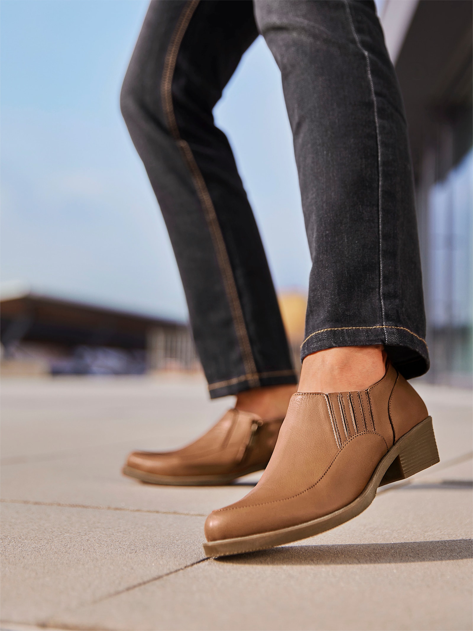 Andrea Conti Kurzstiefelette - cognac