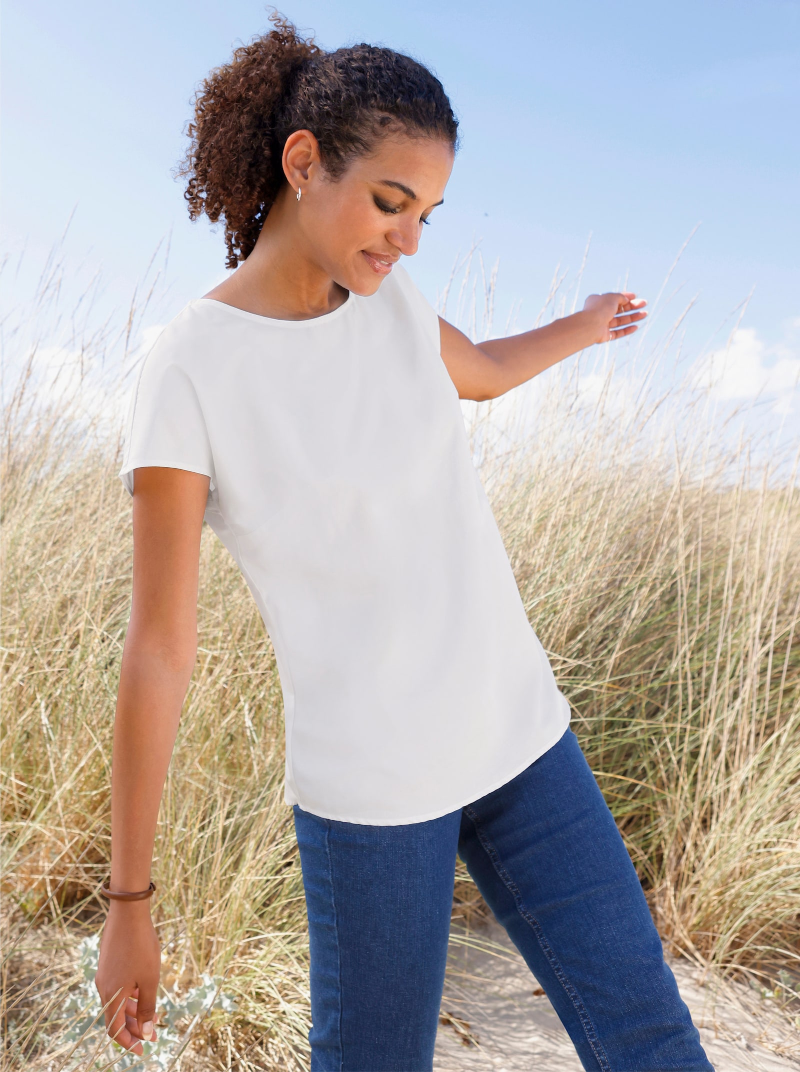 Baumwollbluse mit überschnittenen Schultern - ecru