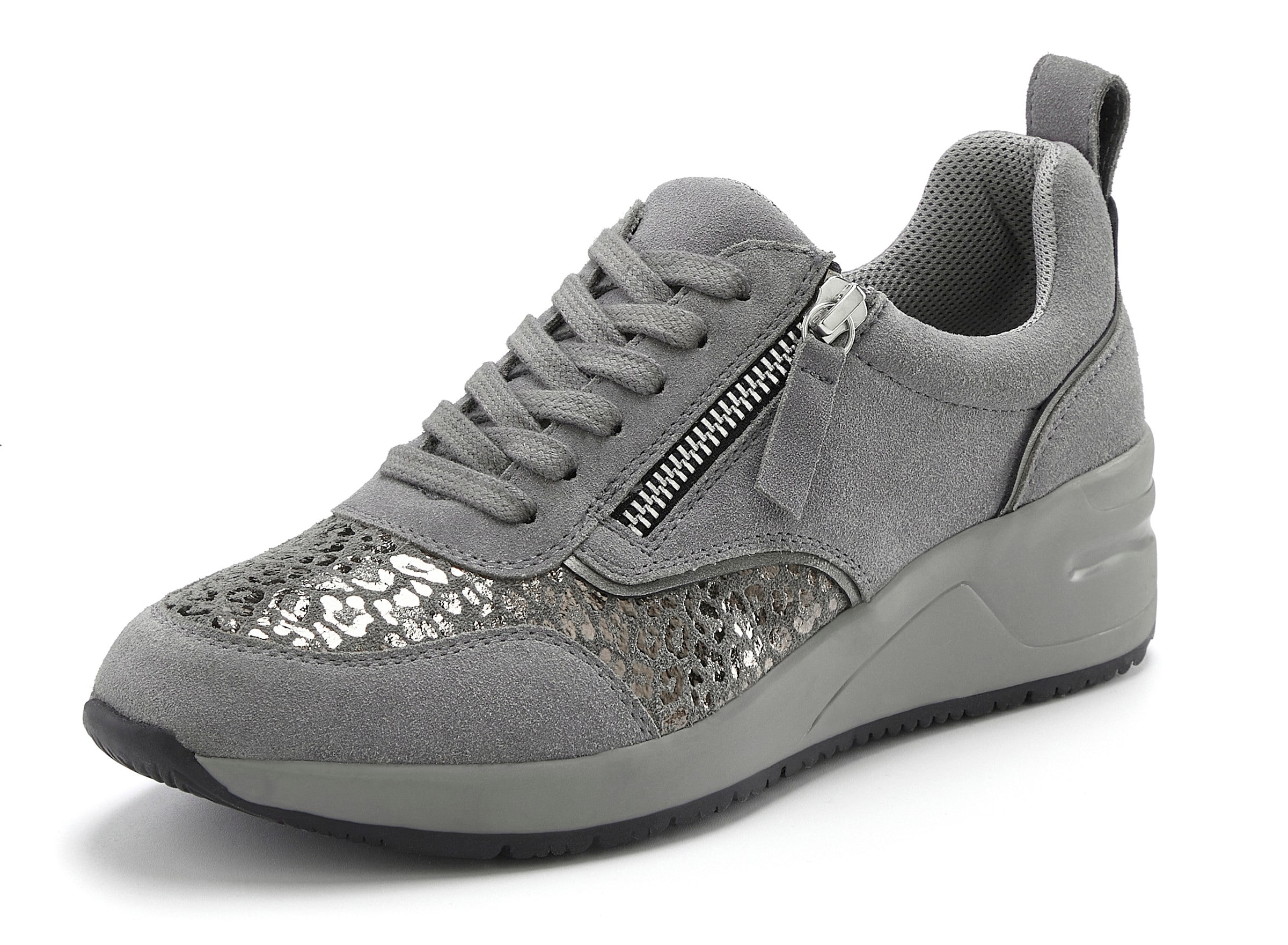 Sneaker
