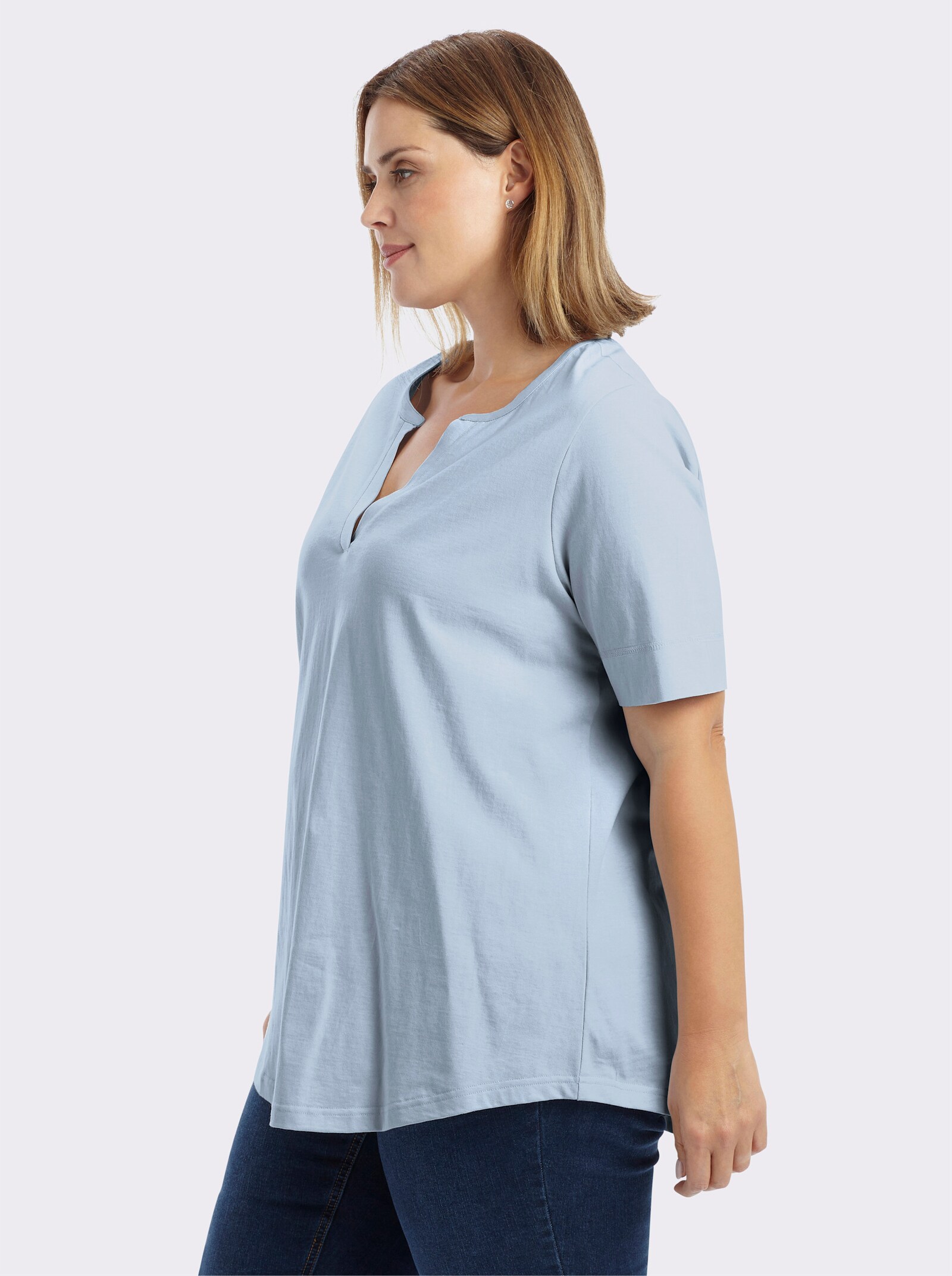 sheego T-Shirt mit offenem V-Schlitz - hellblau