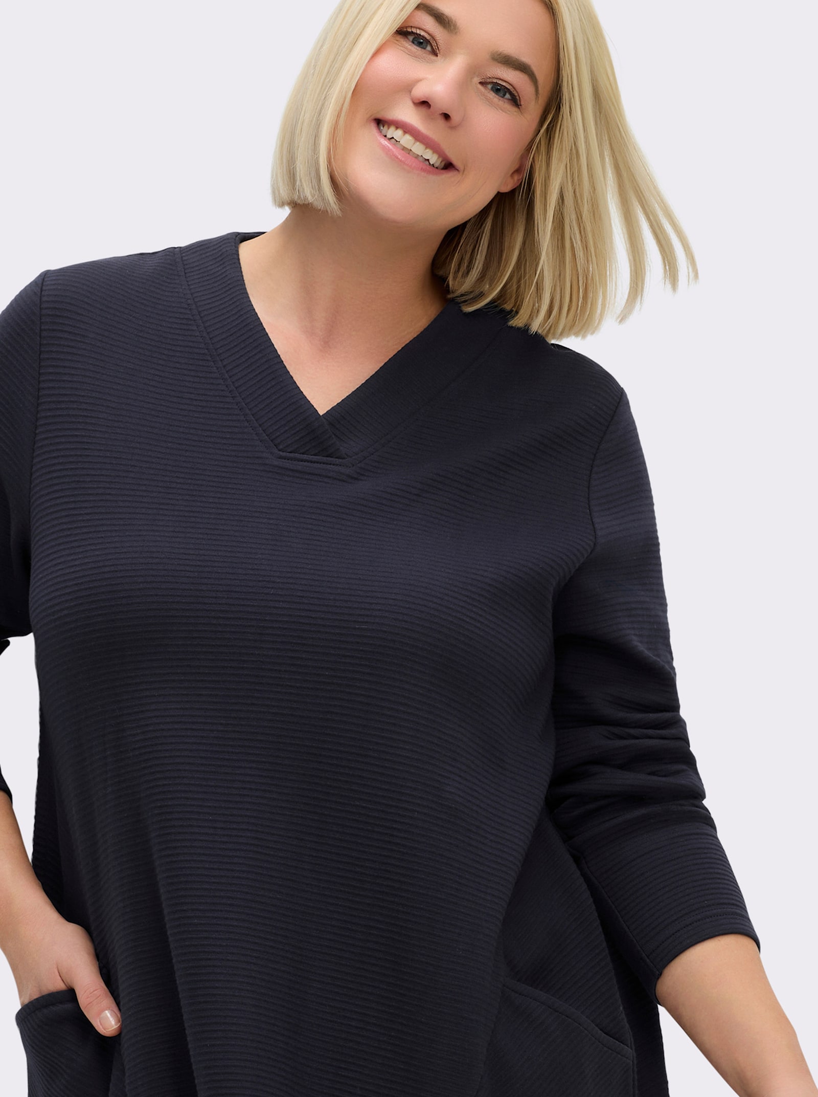 sheego Sweatshirt in A-Linie - tiefblau-gestreift