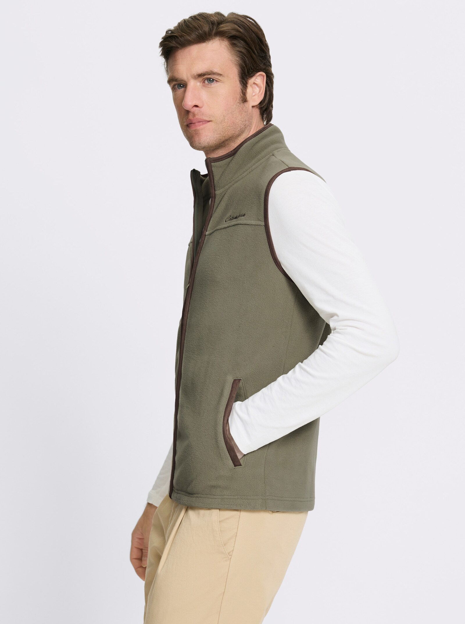 Catamaran Fleecejacke mit Stickerei - khaki-schoko