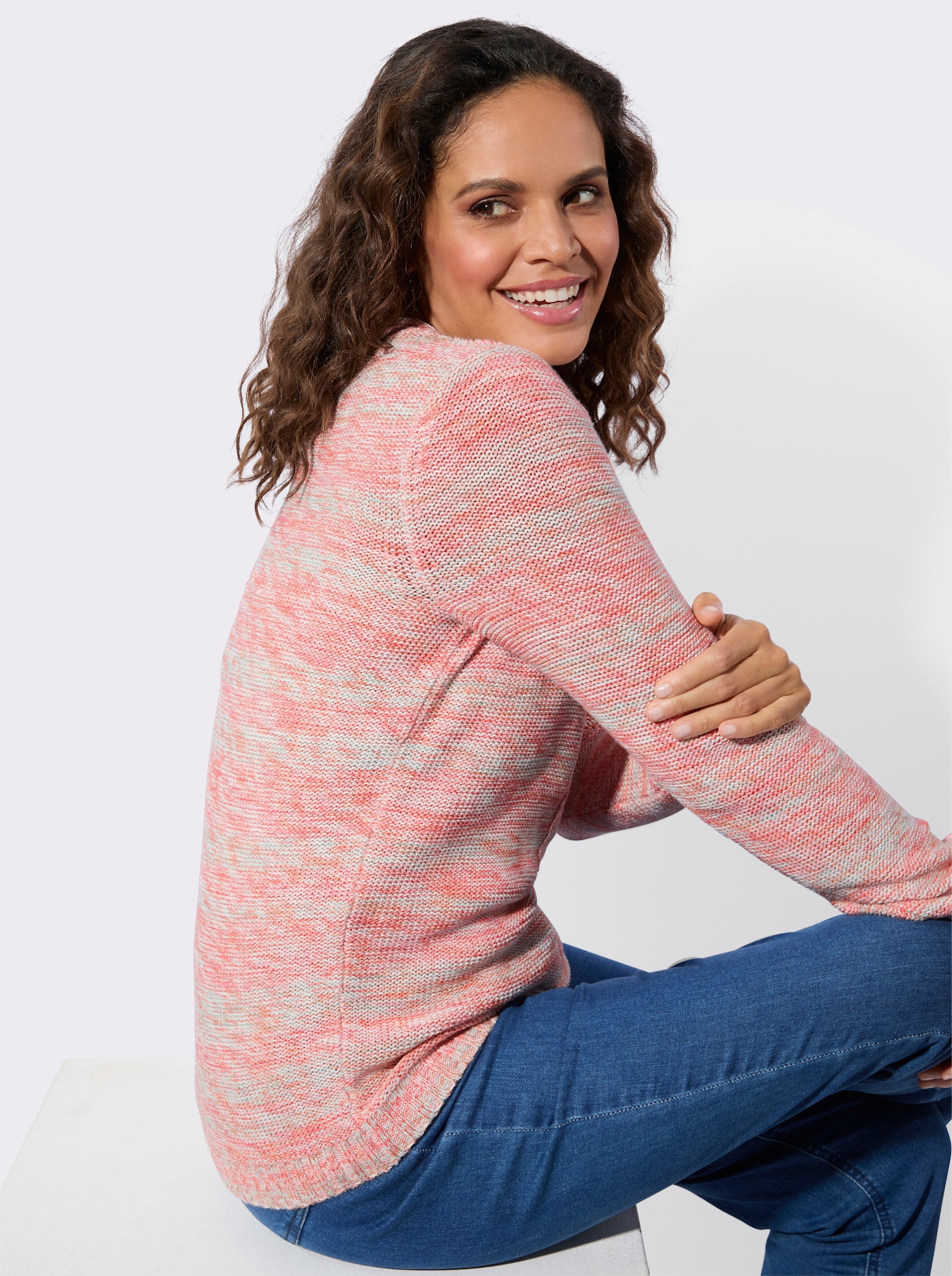 Rundhalspullover im mehrfarbigen Melange-Strick - flamingo-ecru-meliert