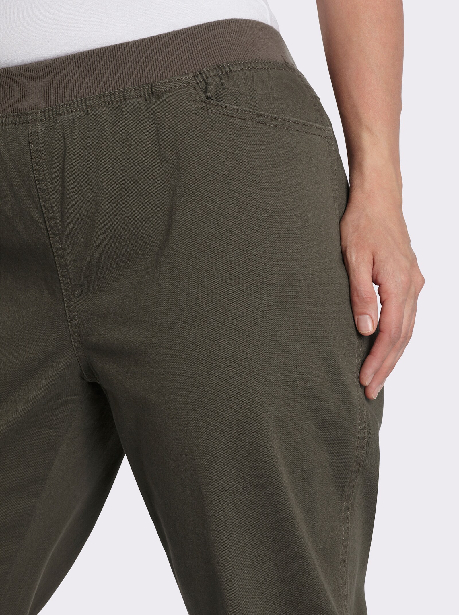 Stretch-Jeans mit Rundum-Dehnbund - khaki