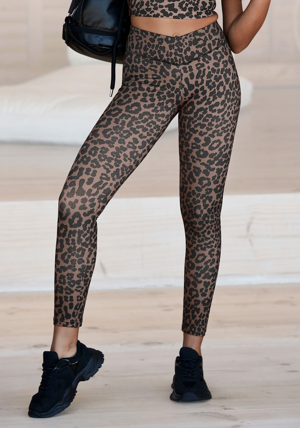 LASCANA ACTIVE Leggings - braun