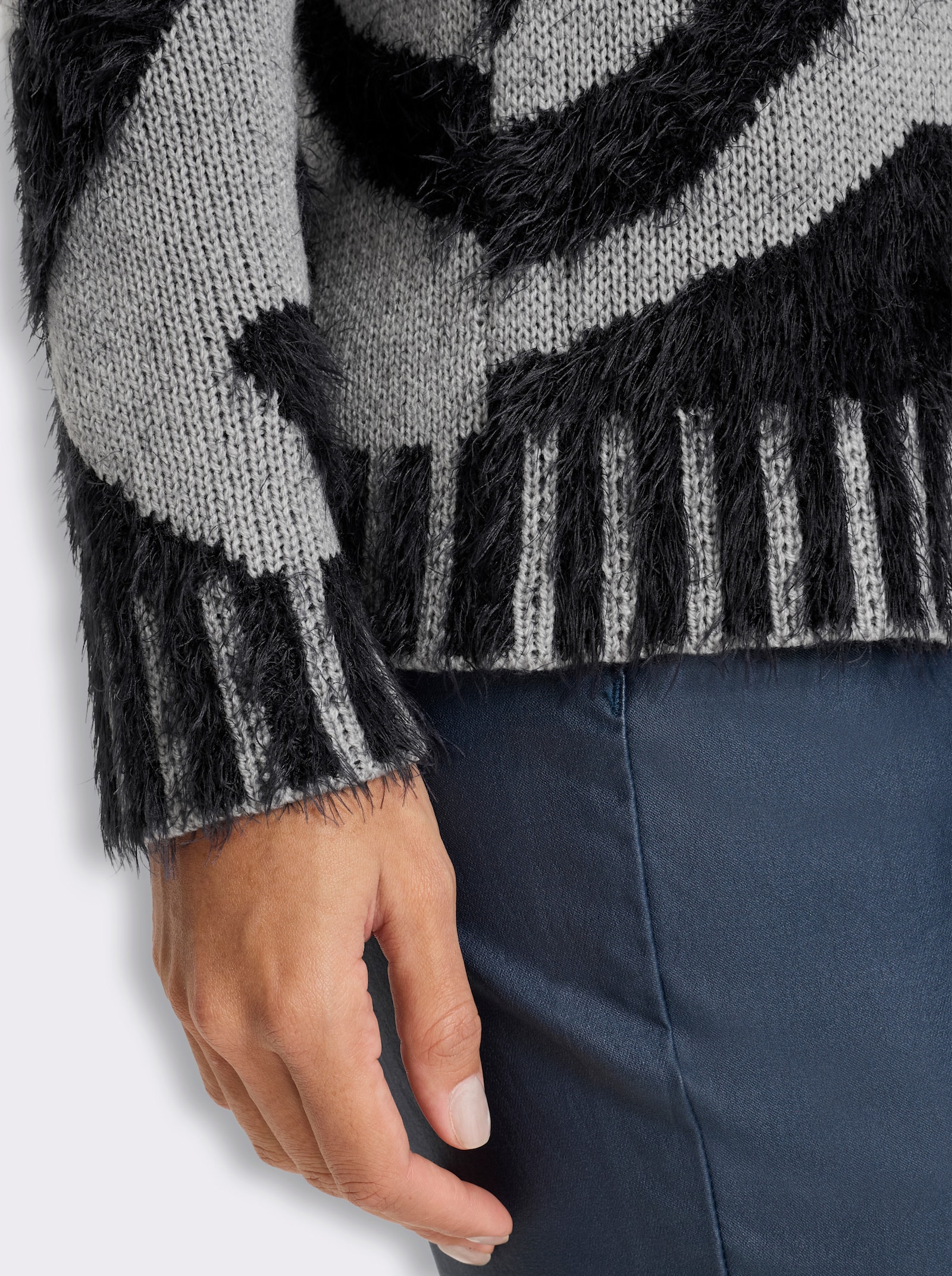 heine Jacquard-Pullover mit U-Boot-Ausschnitt - steingrau-schwarz-gemustert