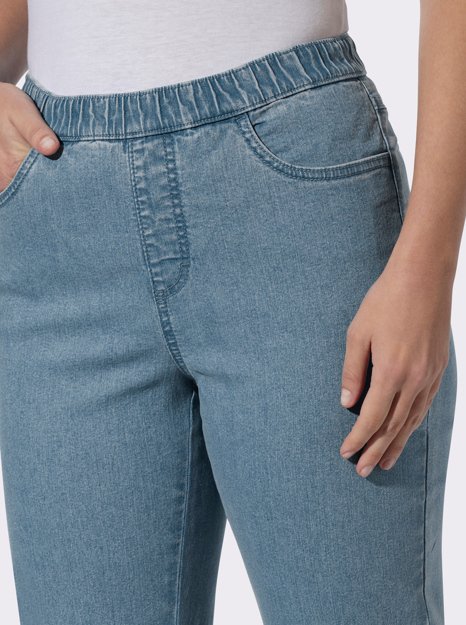 Jeans met geborduurde achterzakken - blue-bleached