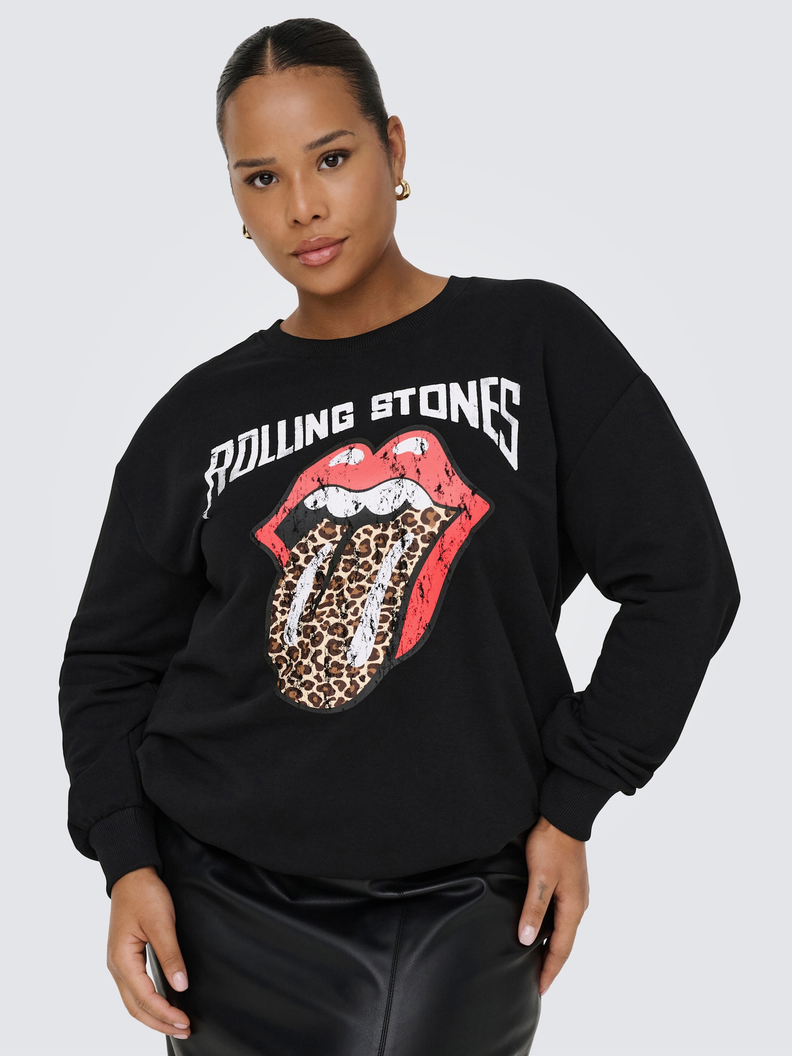 ONLY CARMAKOMA Sweatshirt - black print:leo rolling artwork