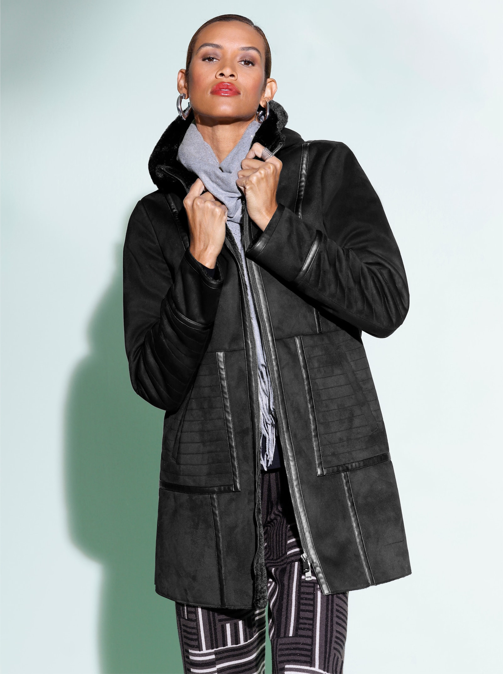 Mainpol Winterjacke mit Pelz-Imitat-Futter - schwarz