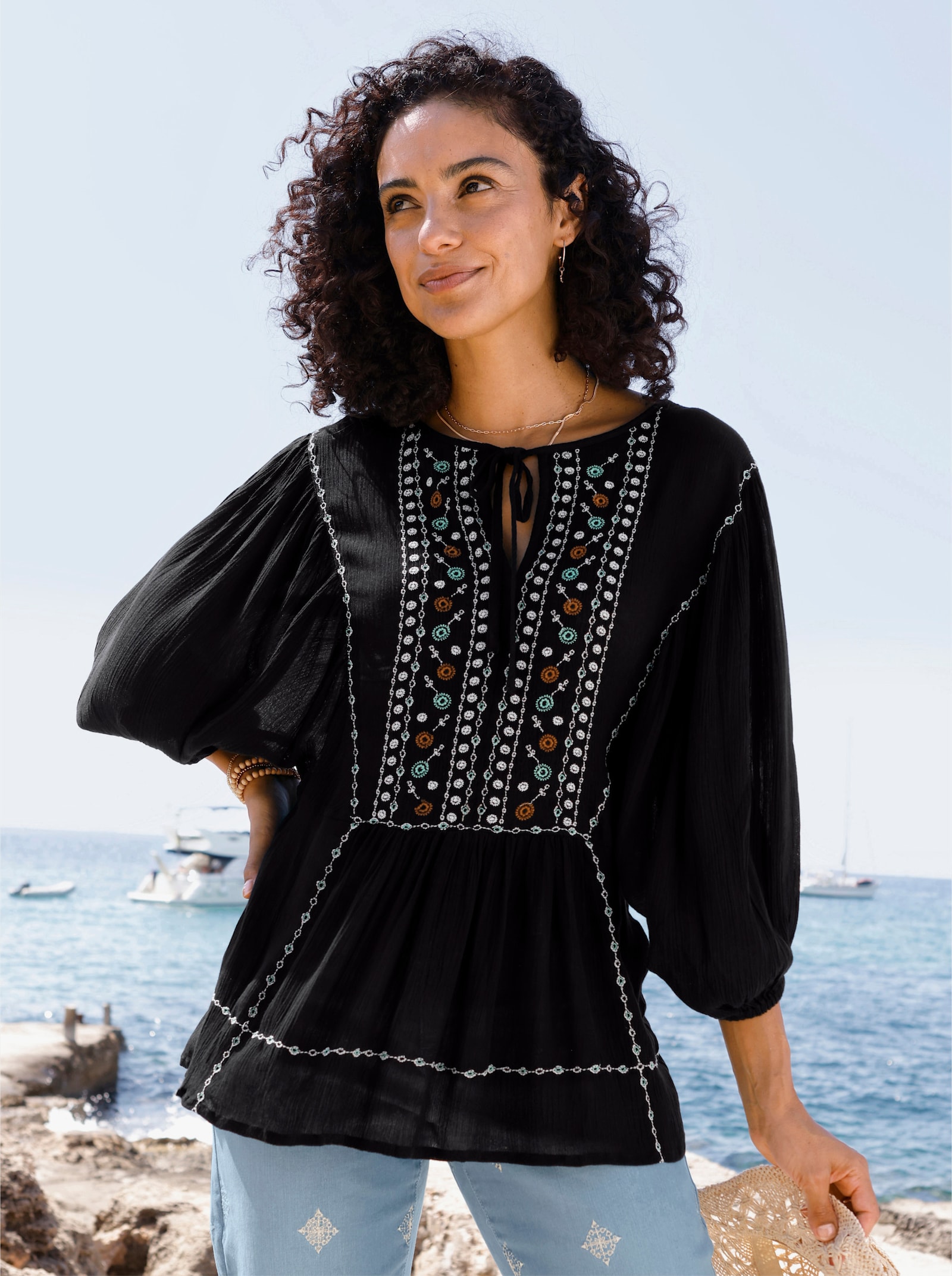 Tunika in Crinkle-Qualität - schwarz