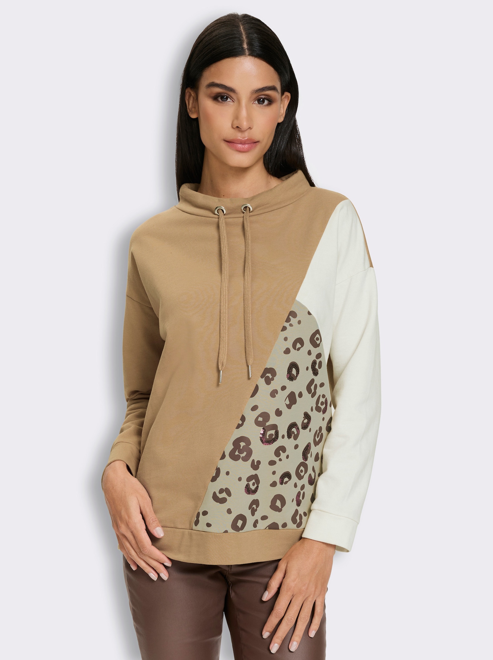 heine Sweatshirt mit Leo-Details - camel-ecru-bedruckt