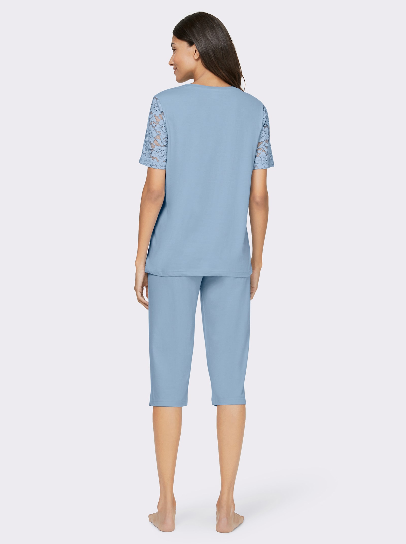 Capri-Schlafanzug mit Spitzen-Details - eisblau