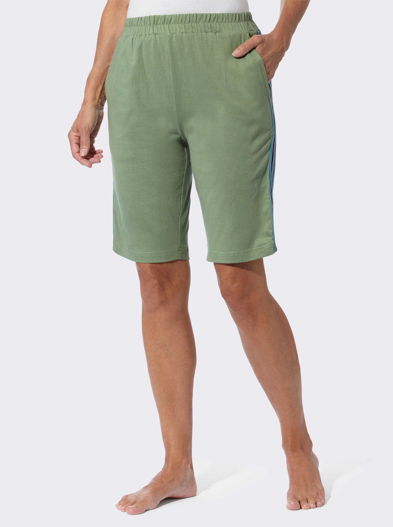 Bermudas mit aufgesetztem Zierband - eucalyptus