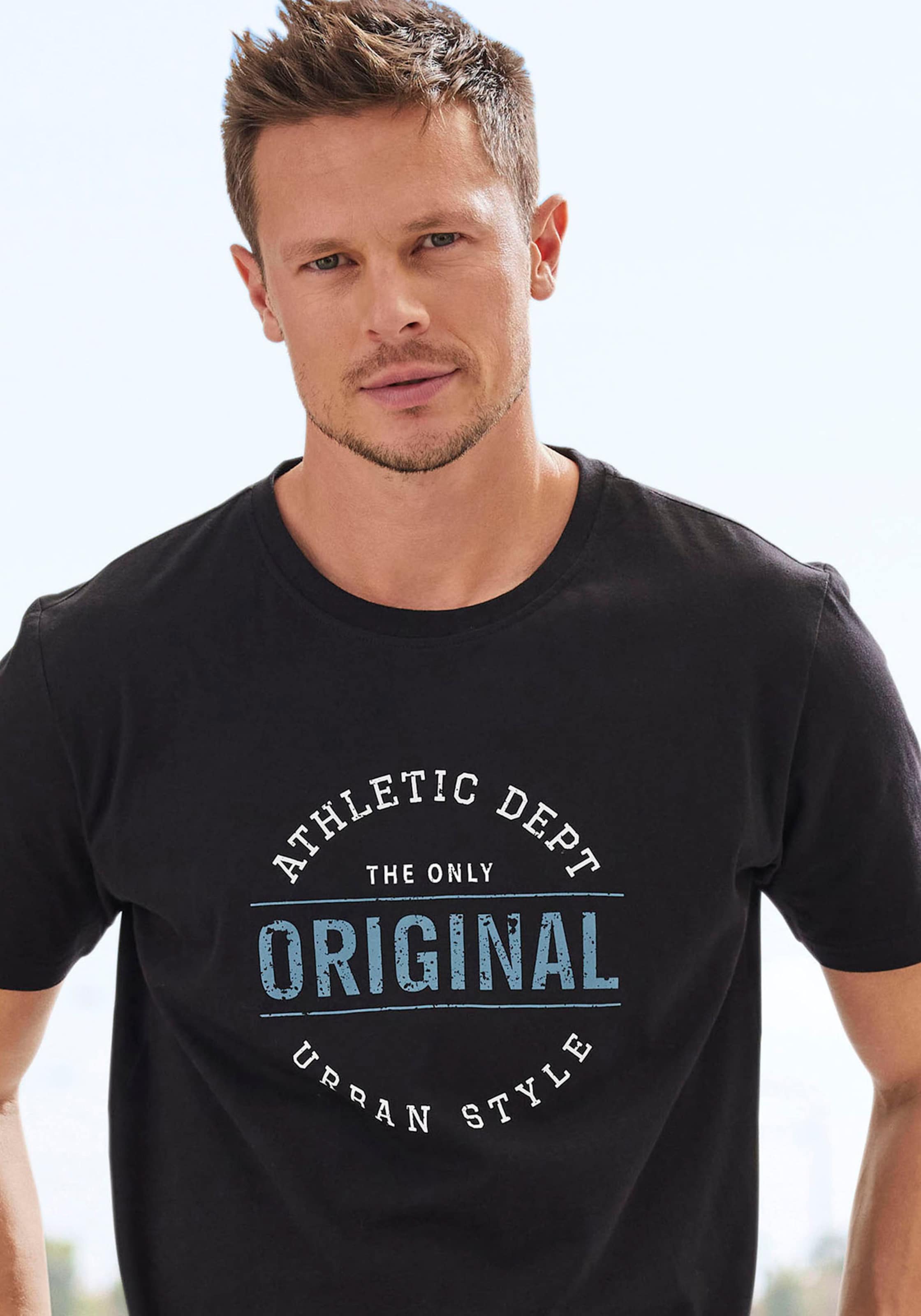 Thumbnail - T-Shirt