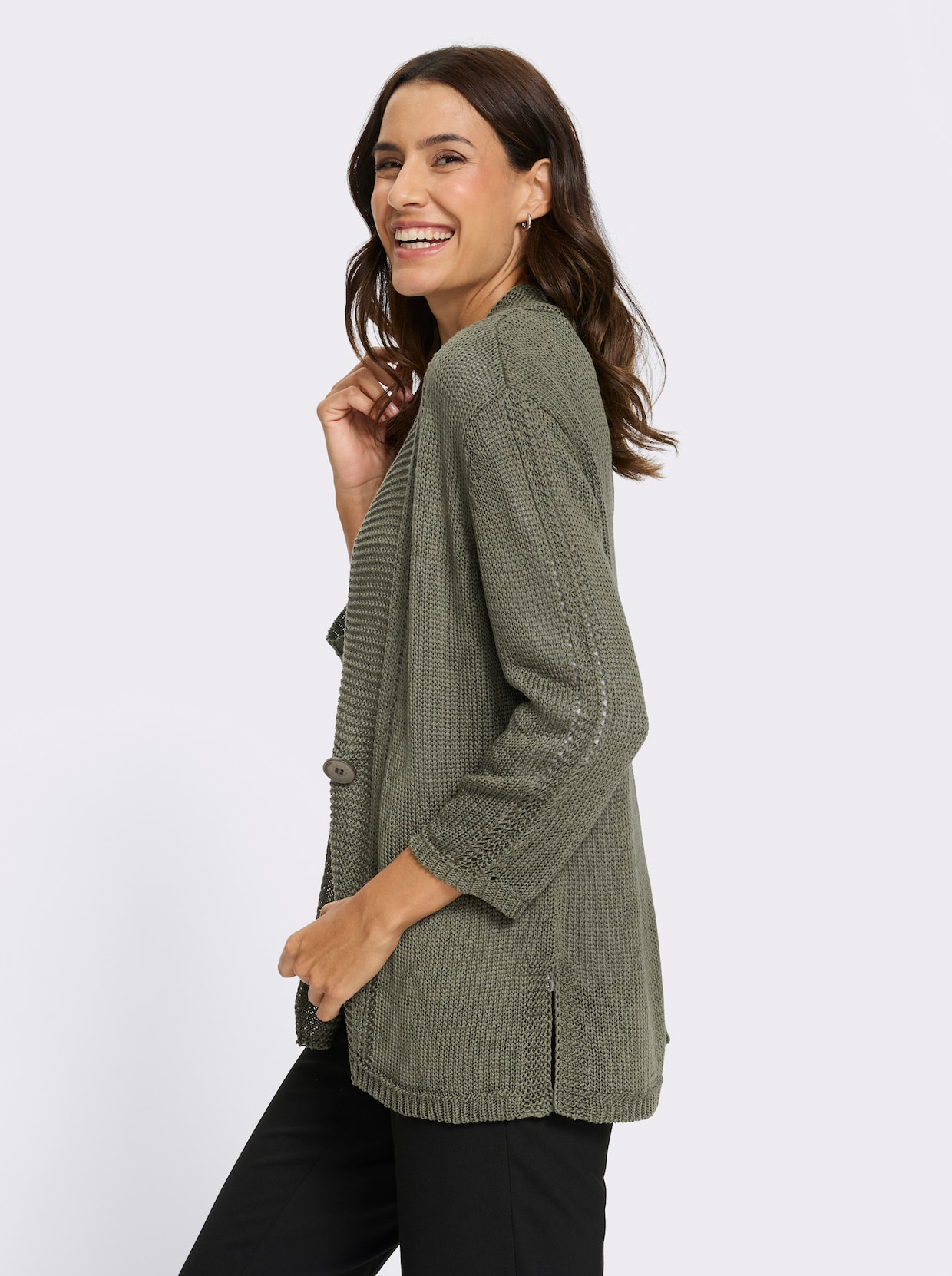 Strickjacke in pflegeleichtem Bändchengarn - khaki