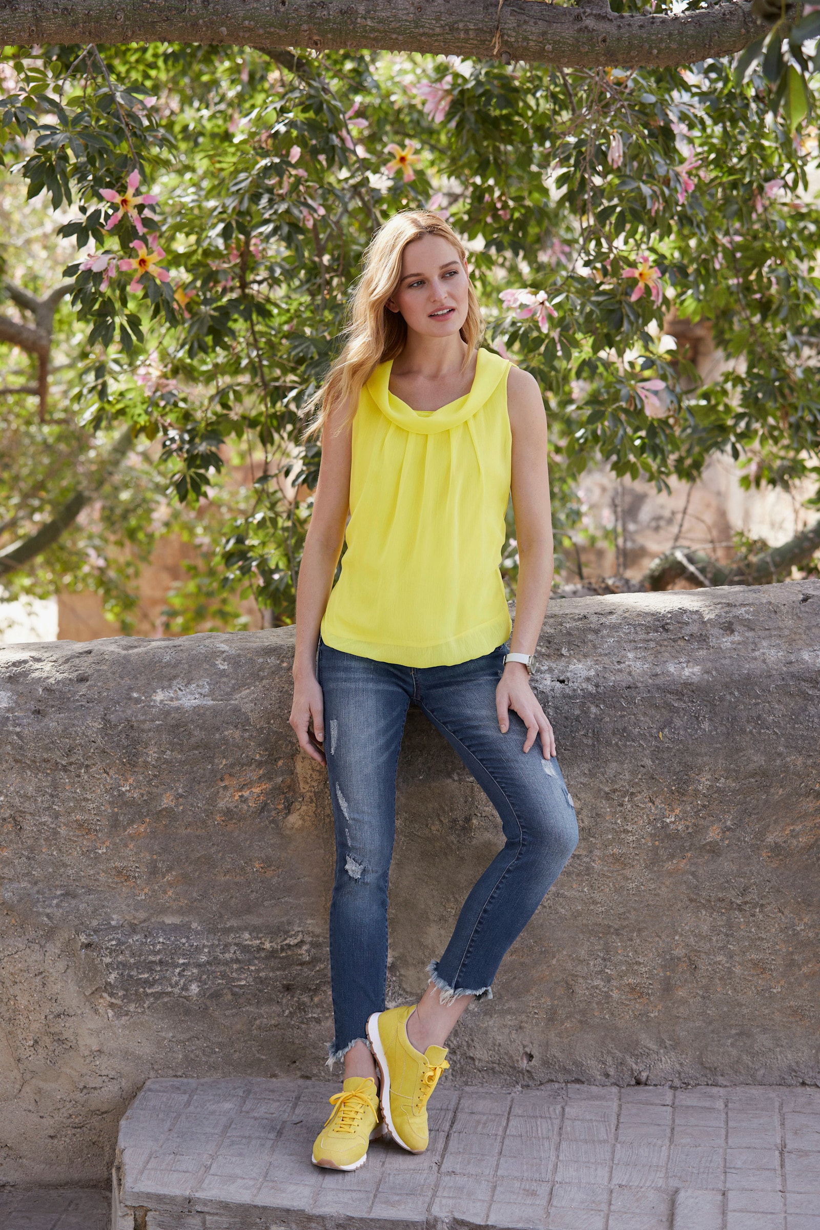 heine Blusentop mit Wasserfall-Ausschnitt - gelb