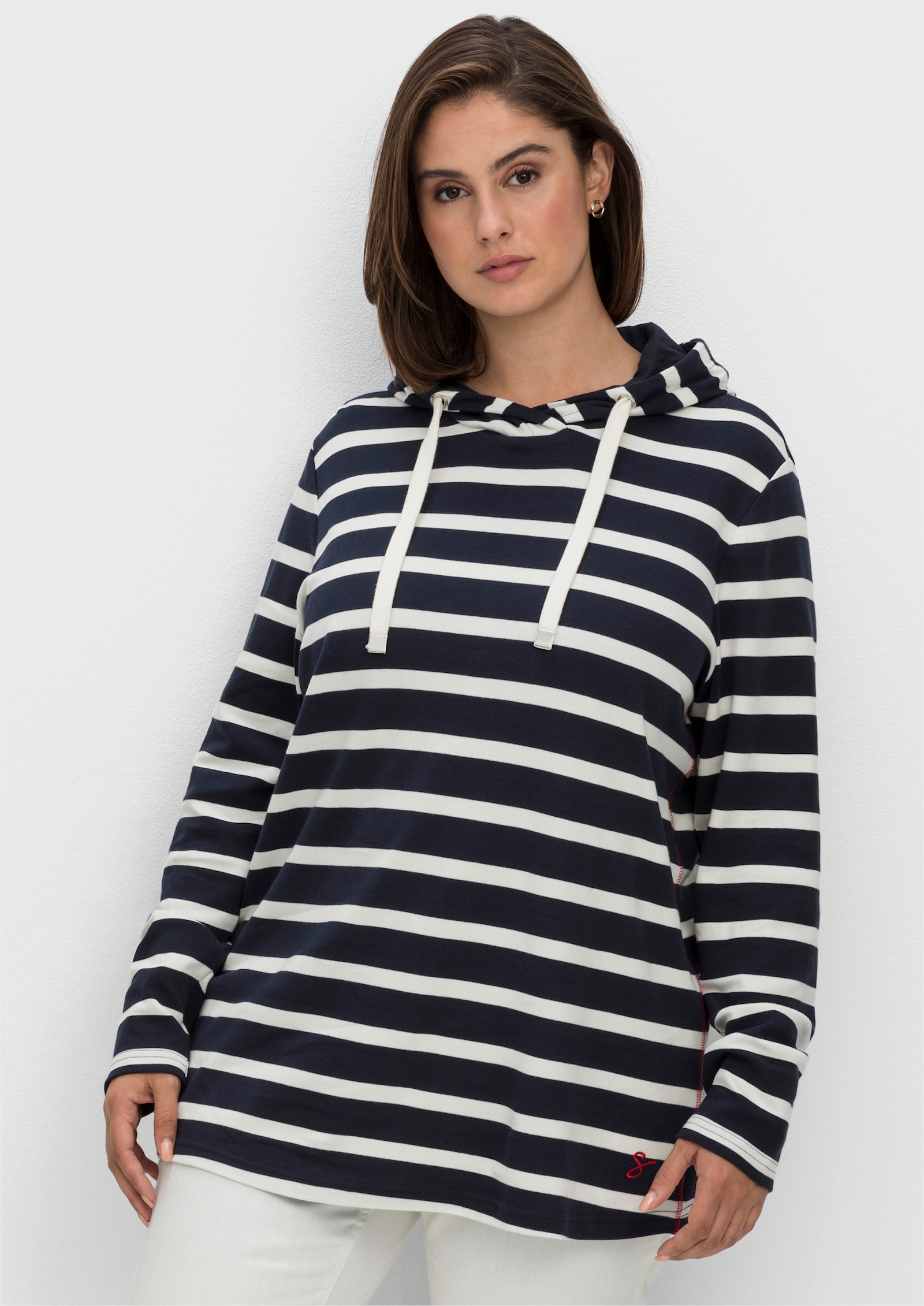 sheego Streepjesshirt met capuchon, lange mouwen - nachtblauw gestreept