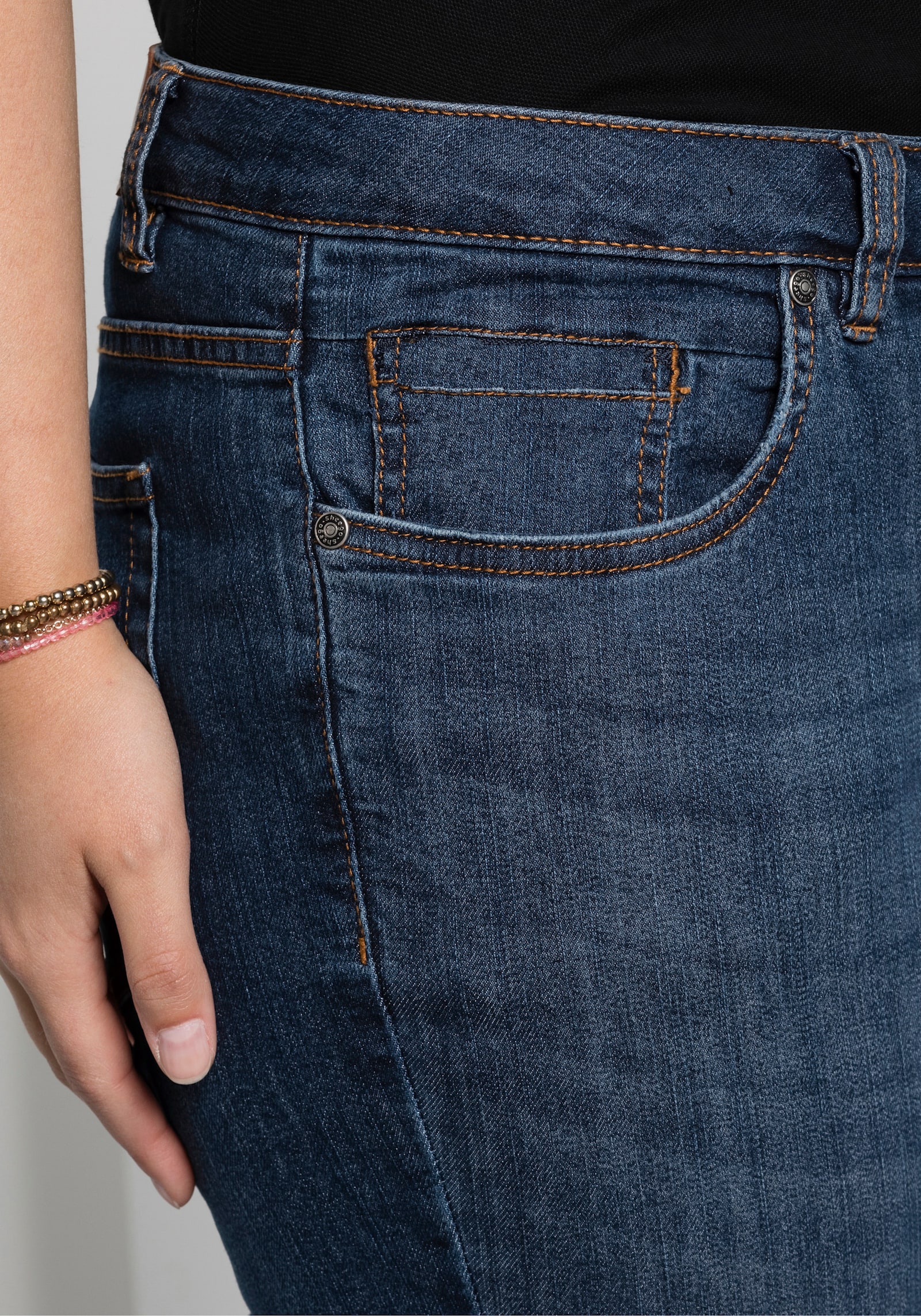 sheego Caprijeans mit Krempelfunktion - dark blue denim