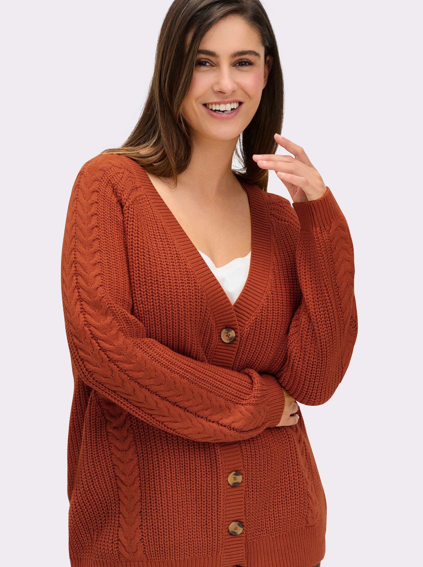 Strickjacke mit Zopfmuster - rostrot