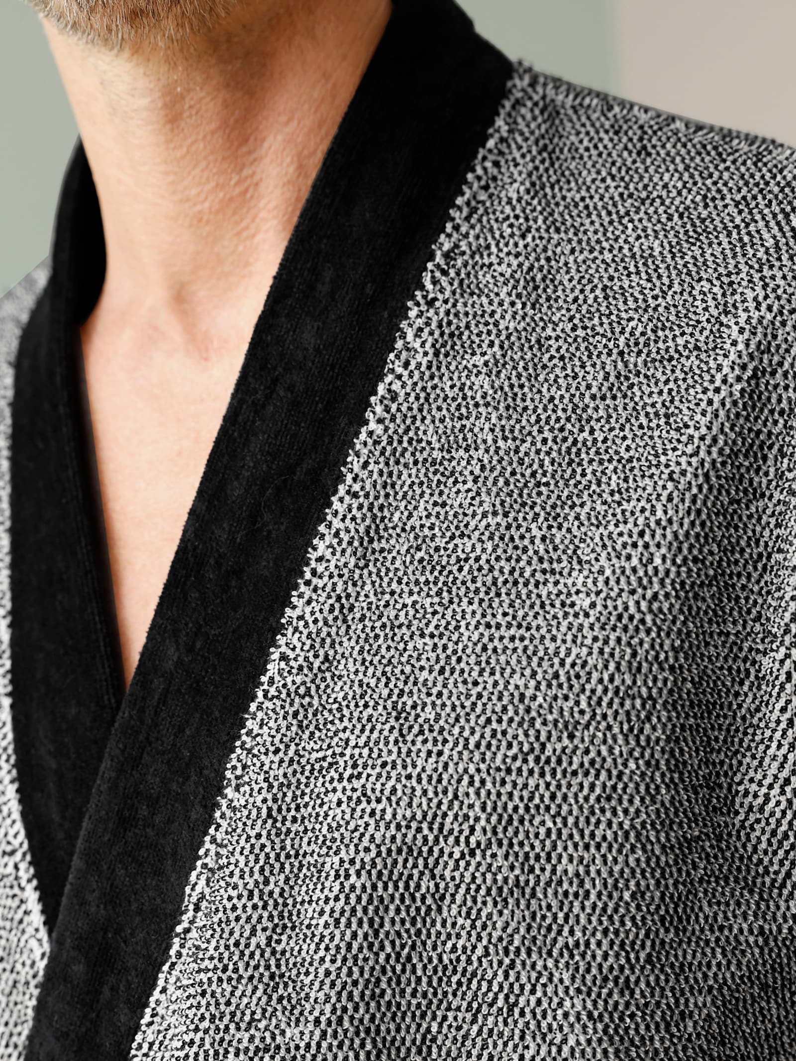 feel good Bademantel - schwarz-weiss-meliert