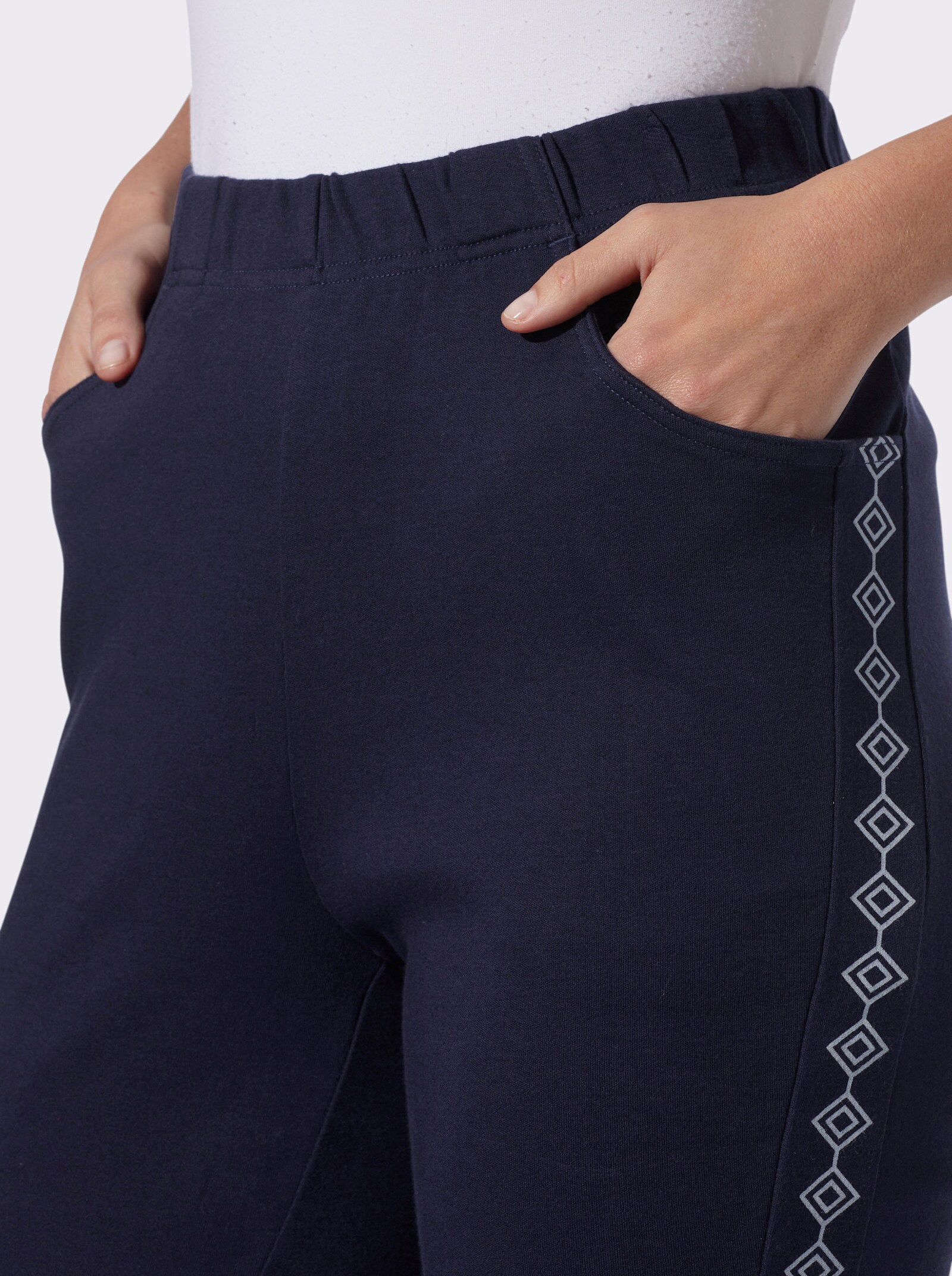 Jerseyhose mit figurfreundlichen Einsätzen - marine