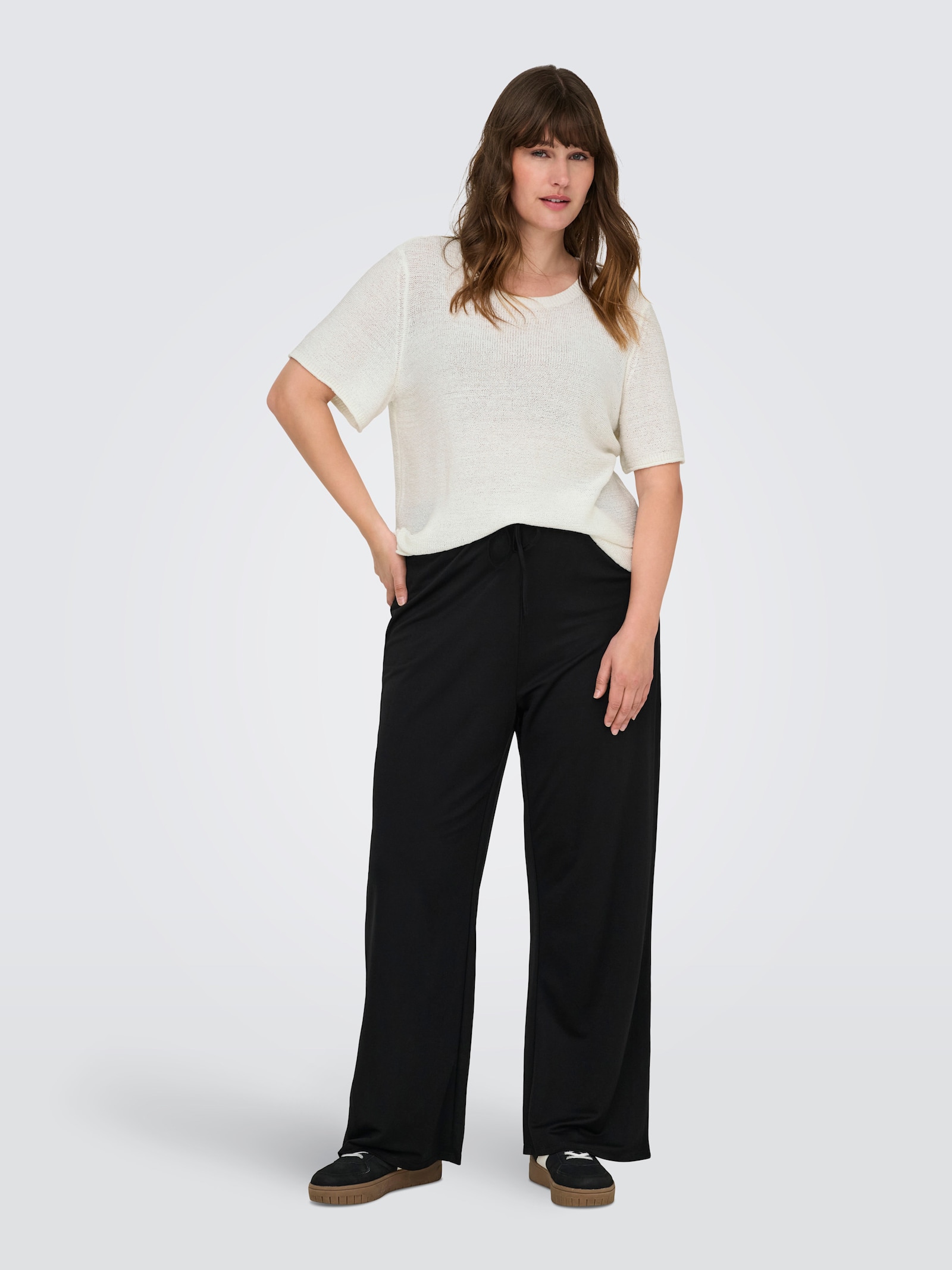 ONLY CARMAKOMA Kurzarmpullover - cloud dancer