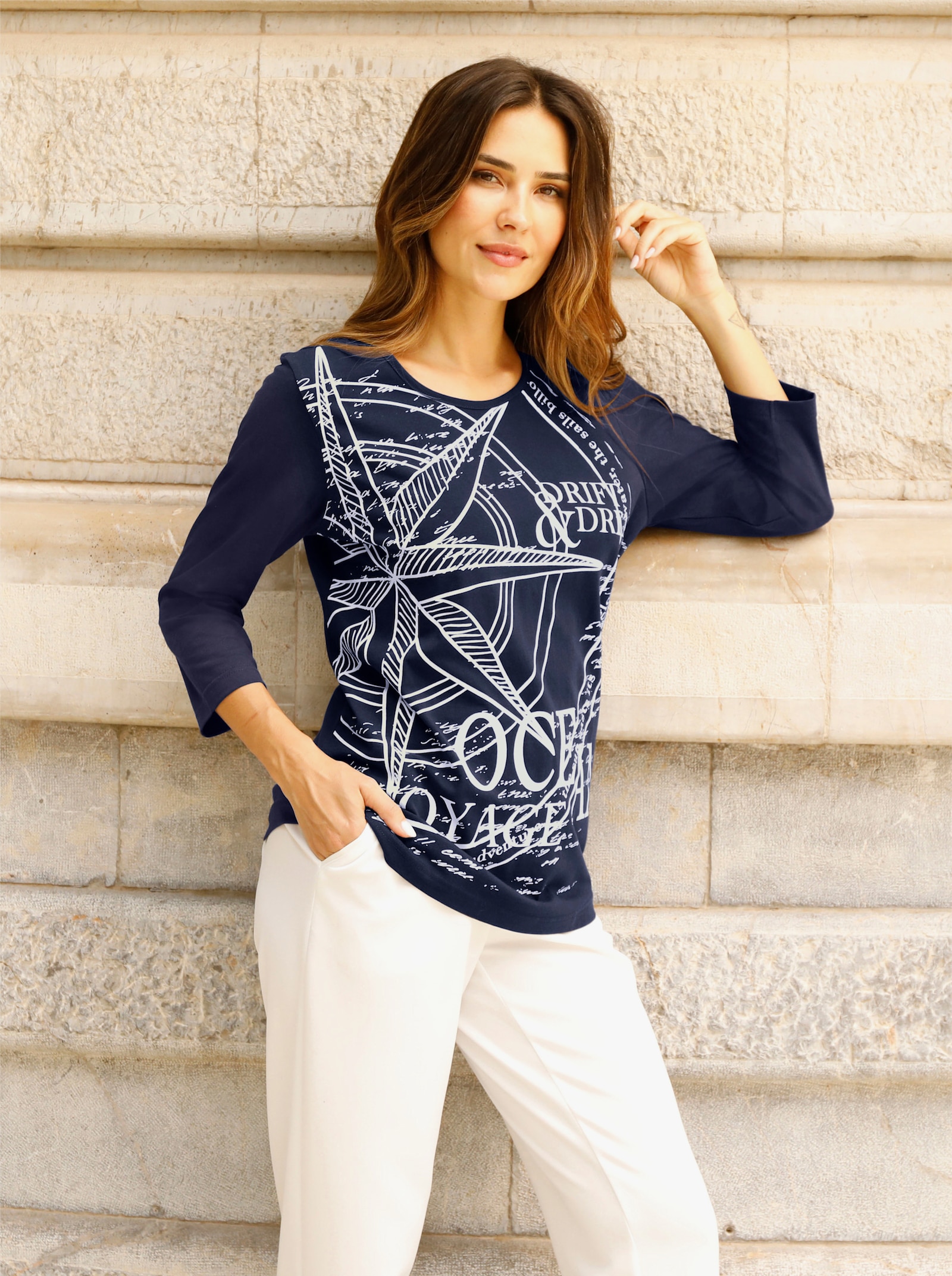 Shirt met 3/4-mouwen en op dessin geplaatste print voor - marine/wit