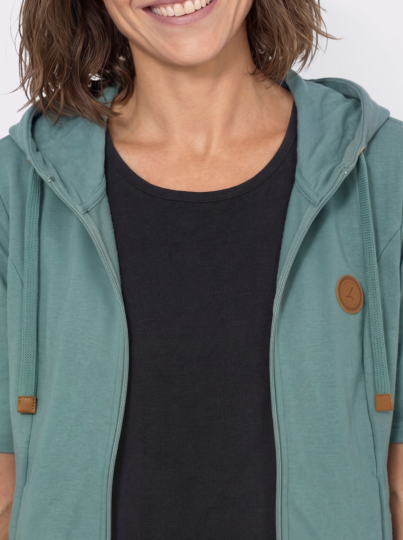 Shirtjacke mit Kapuze und Halbärmeln - jade