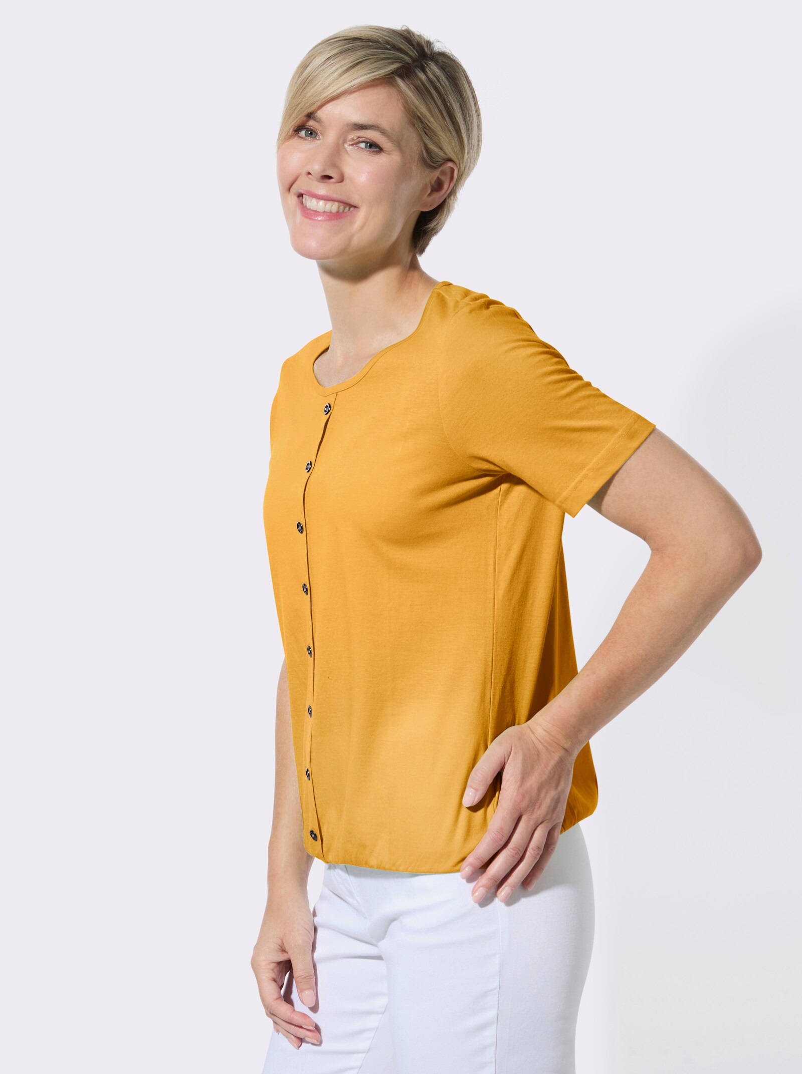 Kurzarmshirt mit Zierknöpfen - ocker