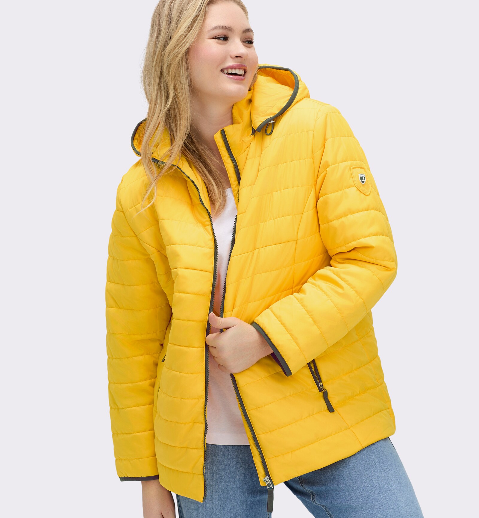 Steppjacke mit kontrastfarbenen Akzenten - gelb