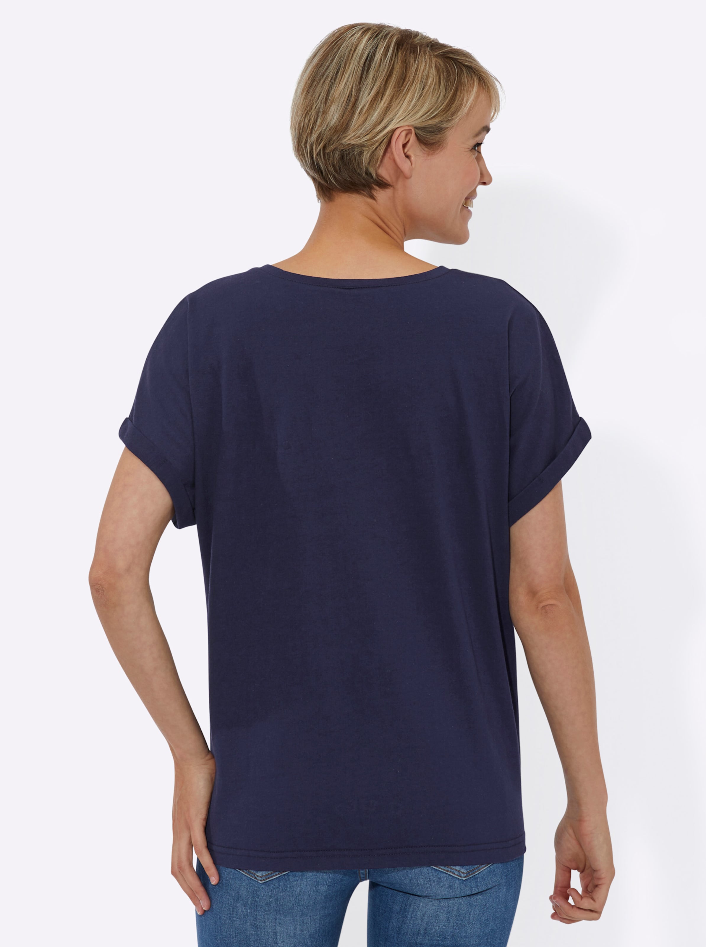 druck günstig Kaufen-Rundhalsshirt in nachtblau-bedruckt von heine. Rundhalsshirt in nachtblau-bedruckt von heine <![CDATA[Weiches Single-Jersey Shirt mit Blüten-Druck. Die modern überschnittenen Schultern sind umgeschlagen und fixiert.]]>. 