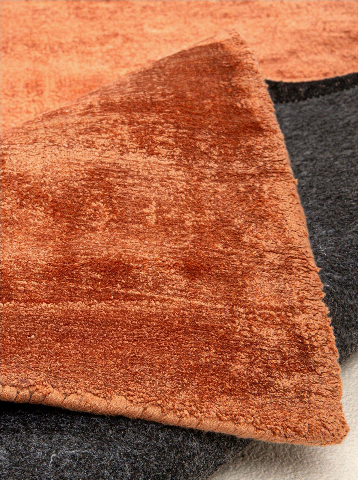 Theko Teppich - kupfer