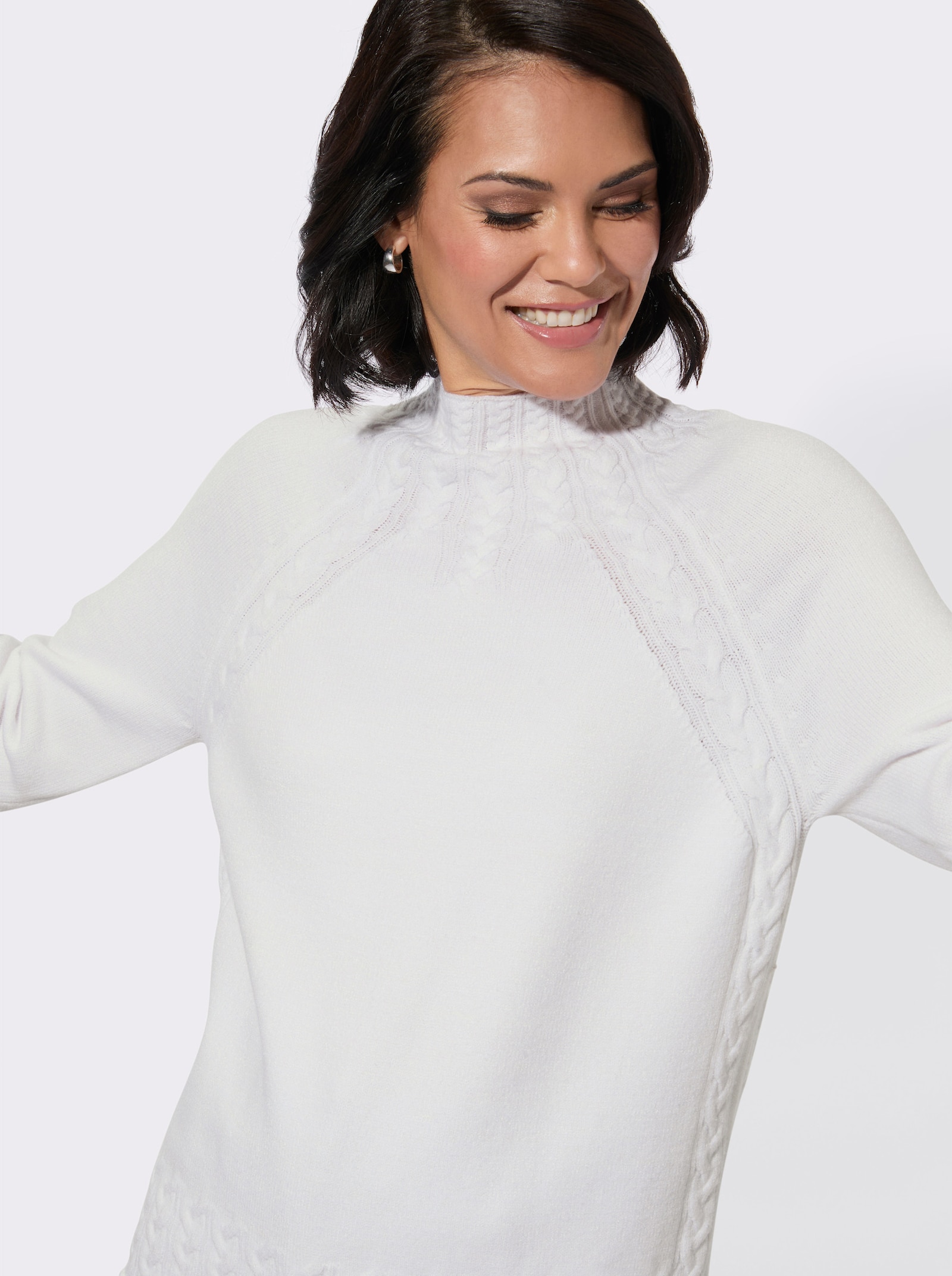 Stehkragenpullover mit Zopfmuster vorn - ecru