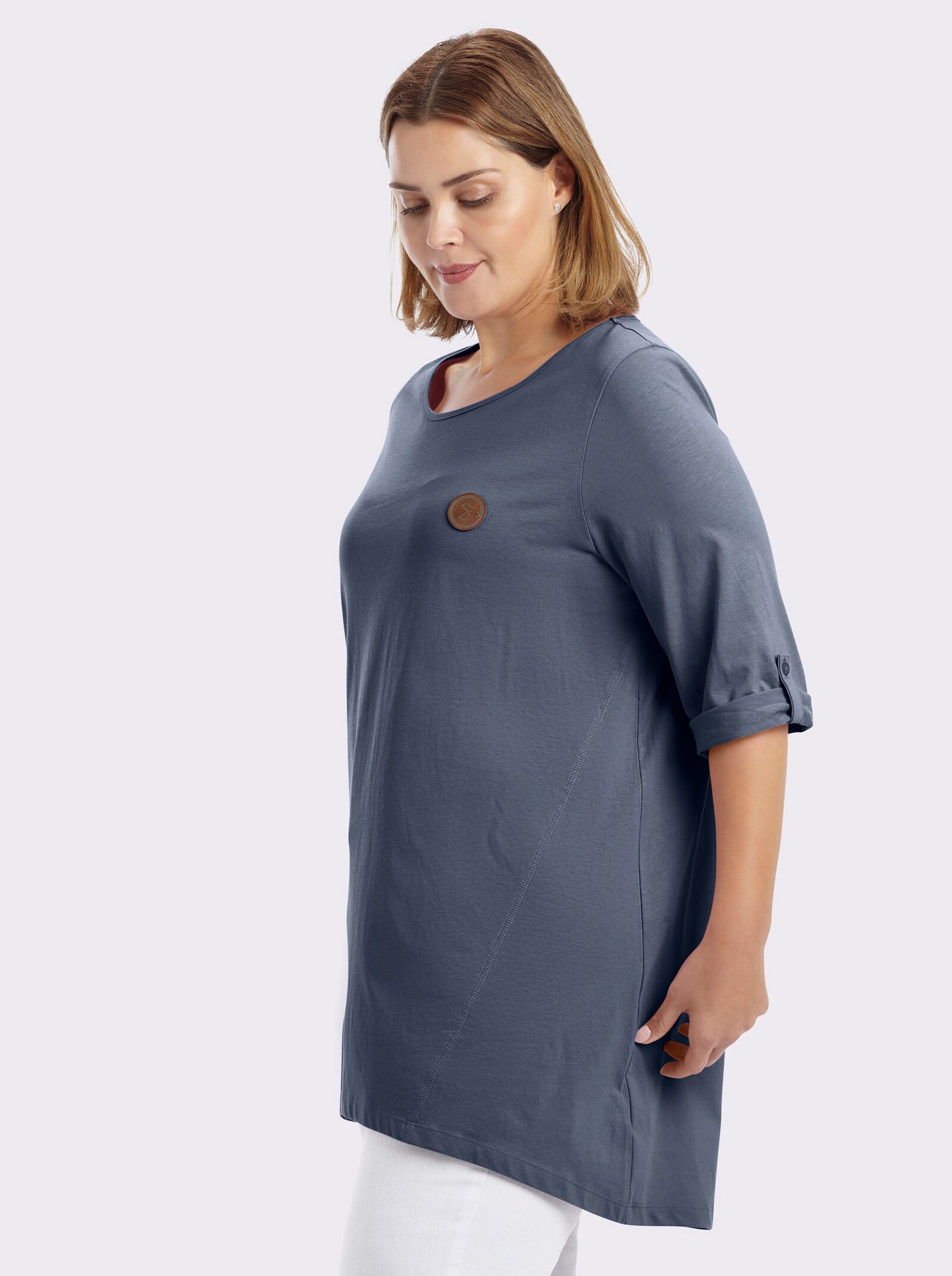 sheego Longshirt in kaschierender A-Linie - rauchblau