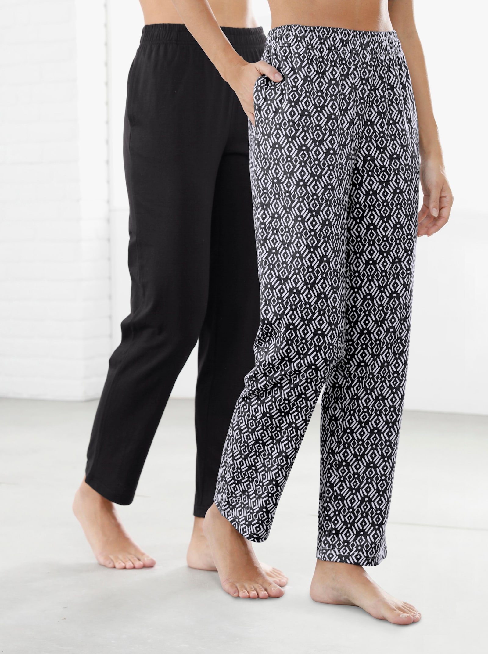 Freizeithose mit Rundum-Dehnbund - schwarz + schwarz-bedruckt