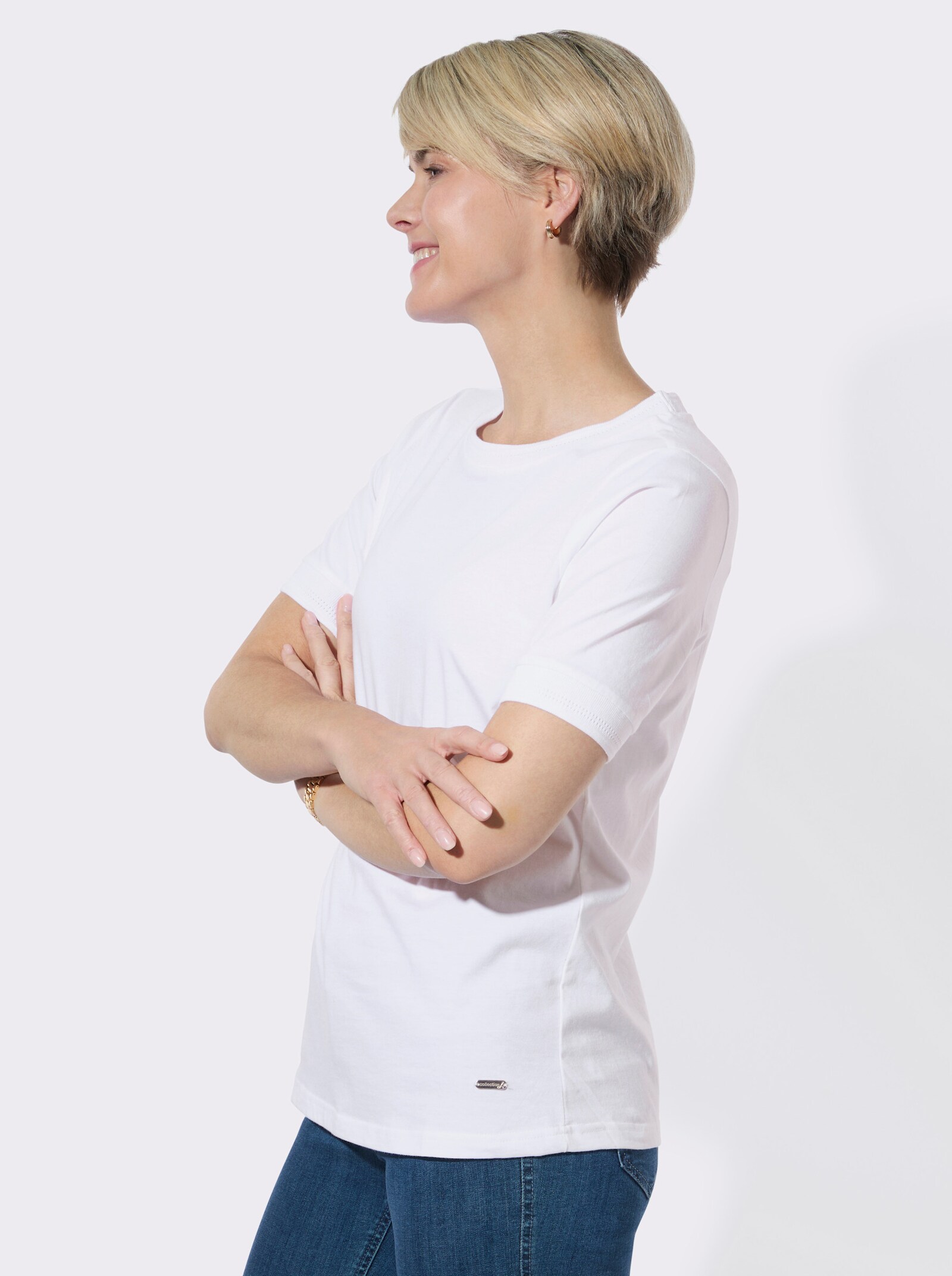 Rundhalsshirt mit Ajourmuster an Kragen und Ärmeln - weiß