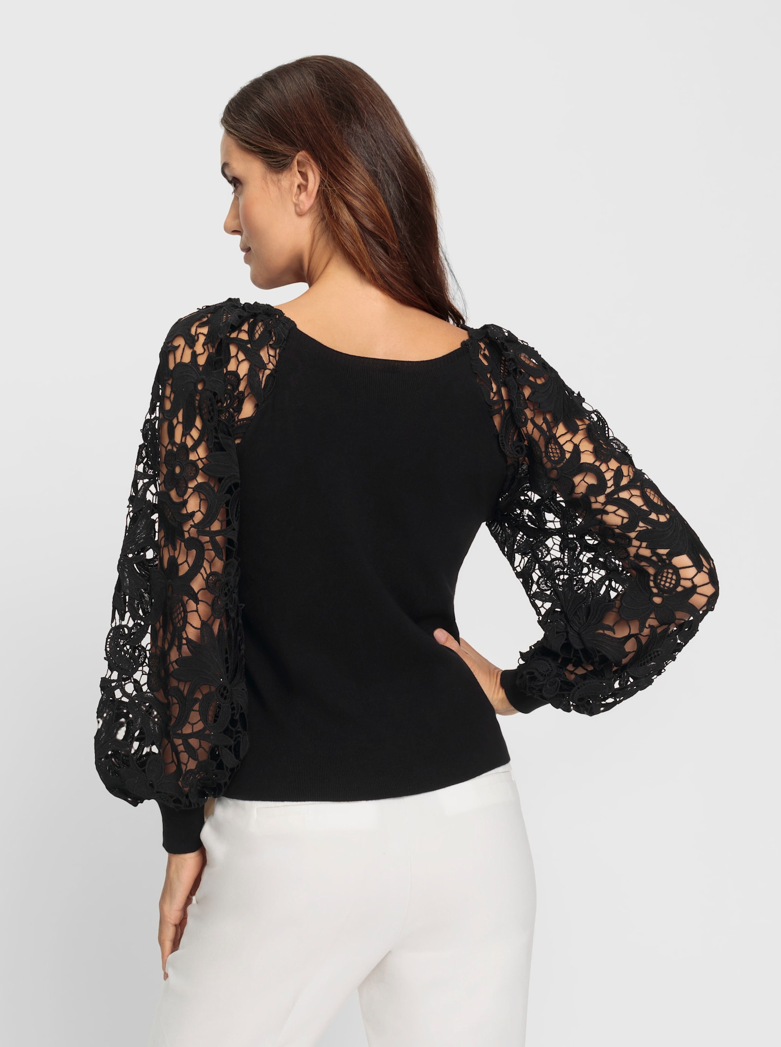 heine Langarm-Pullover mit Spitzen-Ärmeln - schwarz