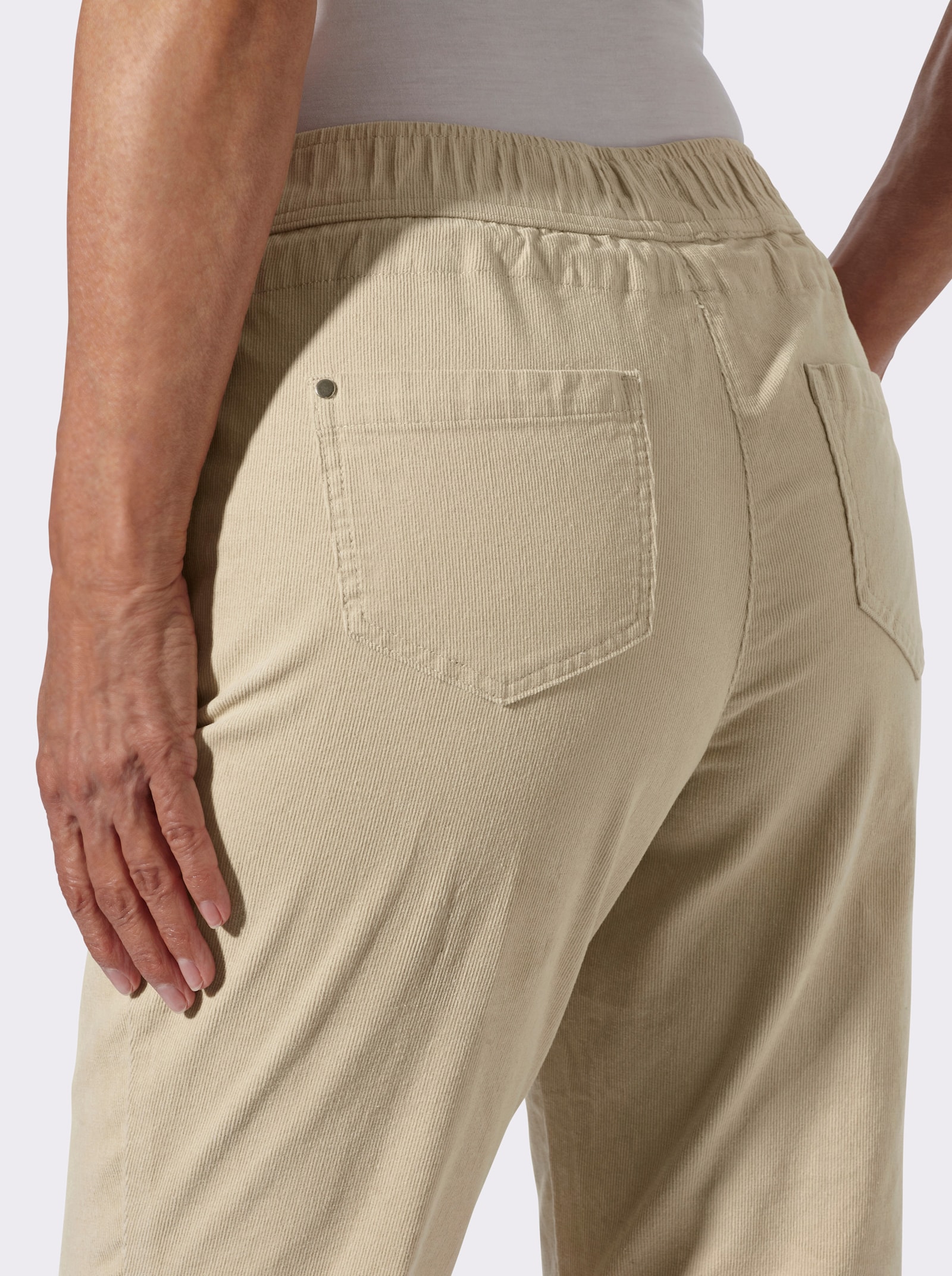 Cordhose zum Reinschlüpfen - sand