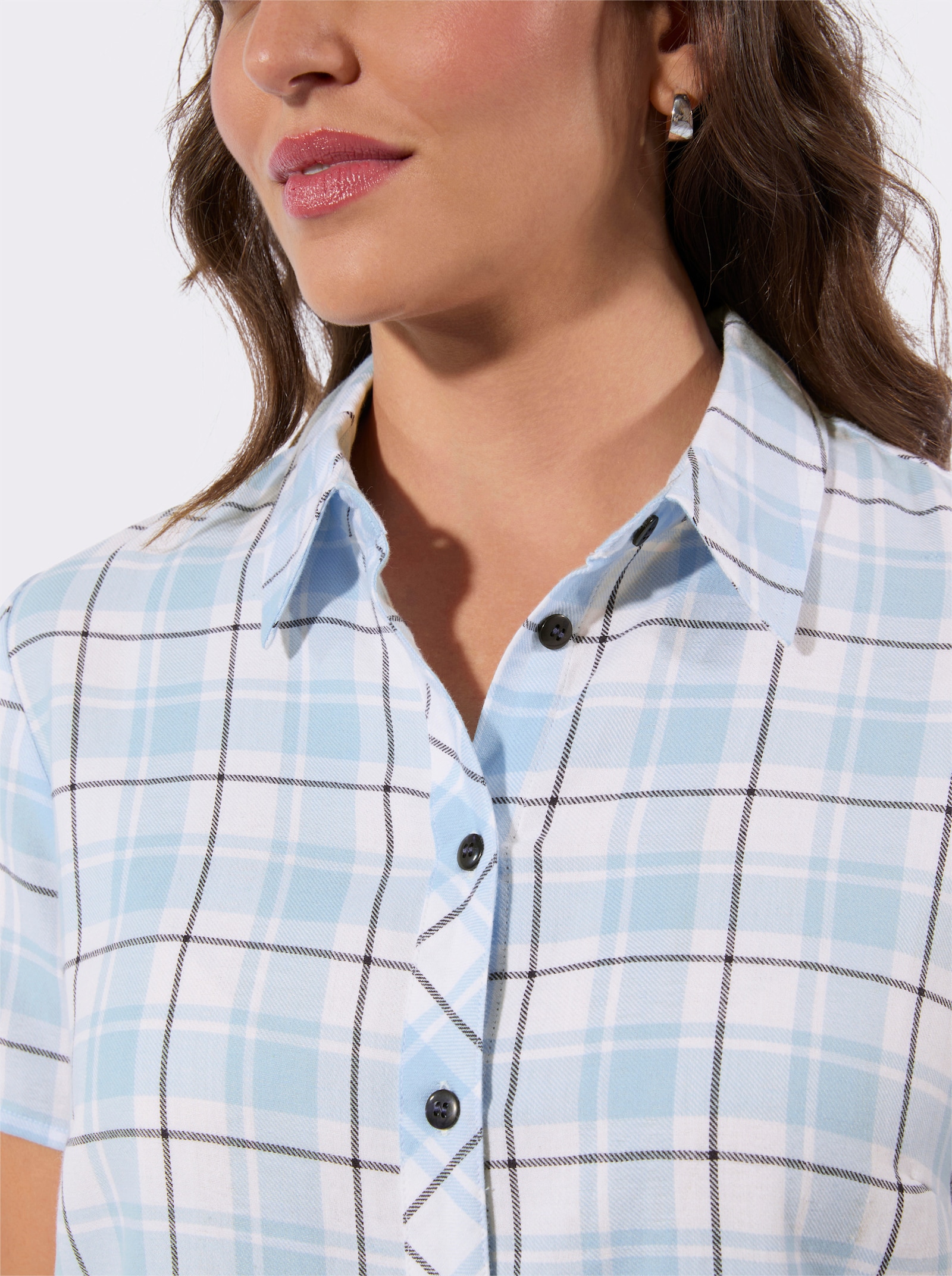 Karobluse mit Kellerfalte hinten - hellblau-ecru-kariert