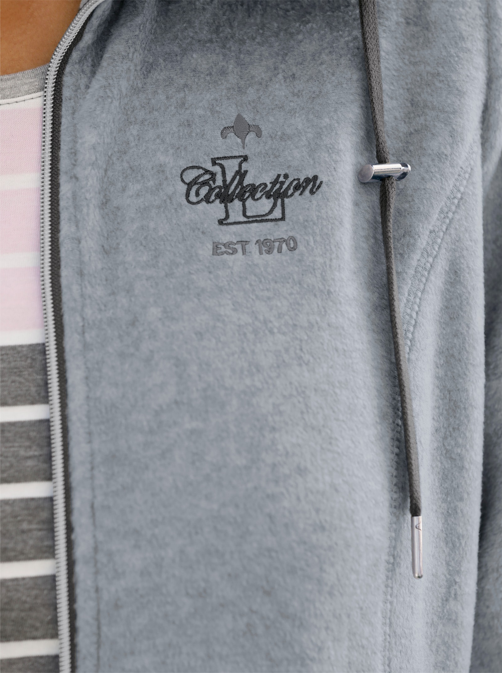 Fleecejack met diagonale ritszakken - lichtgrijs gemêleerd
