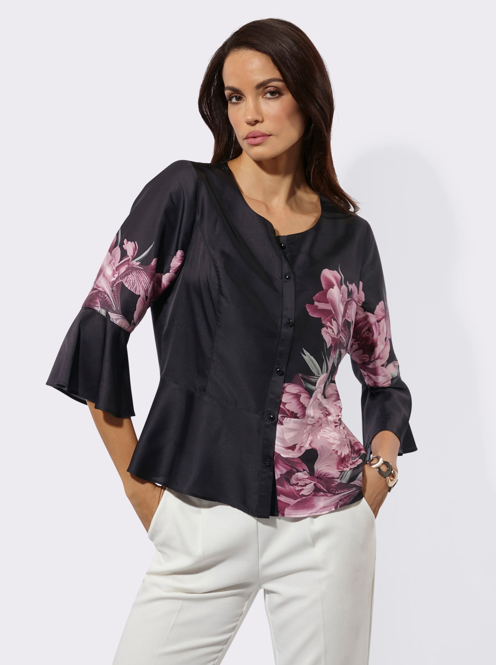 Druckbluse mit Volant-Abschluss - schwarz-hortensie-bedruckt