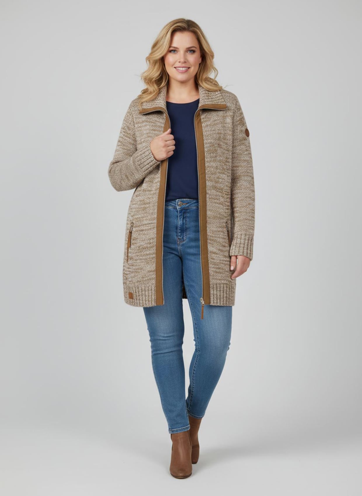 Longstrickjacke mit Troyerkragen - braun-ecru-meliert