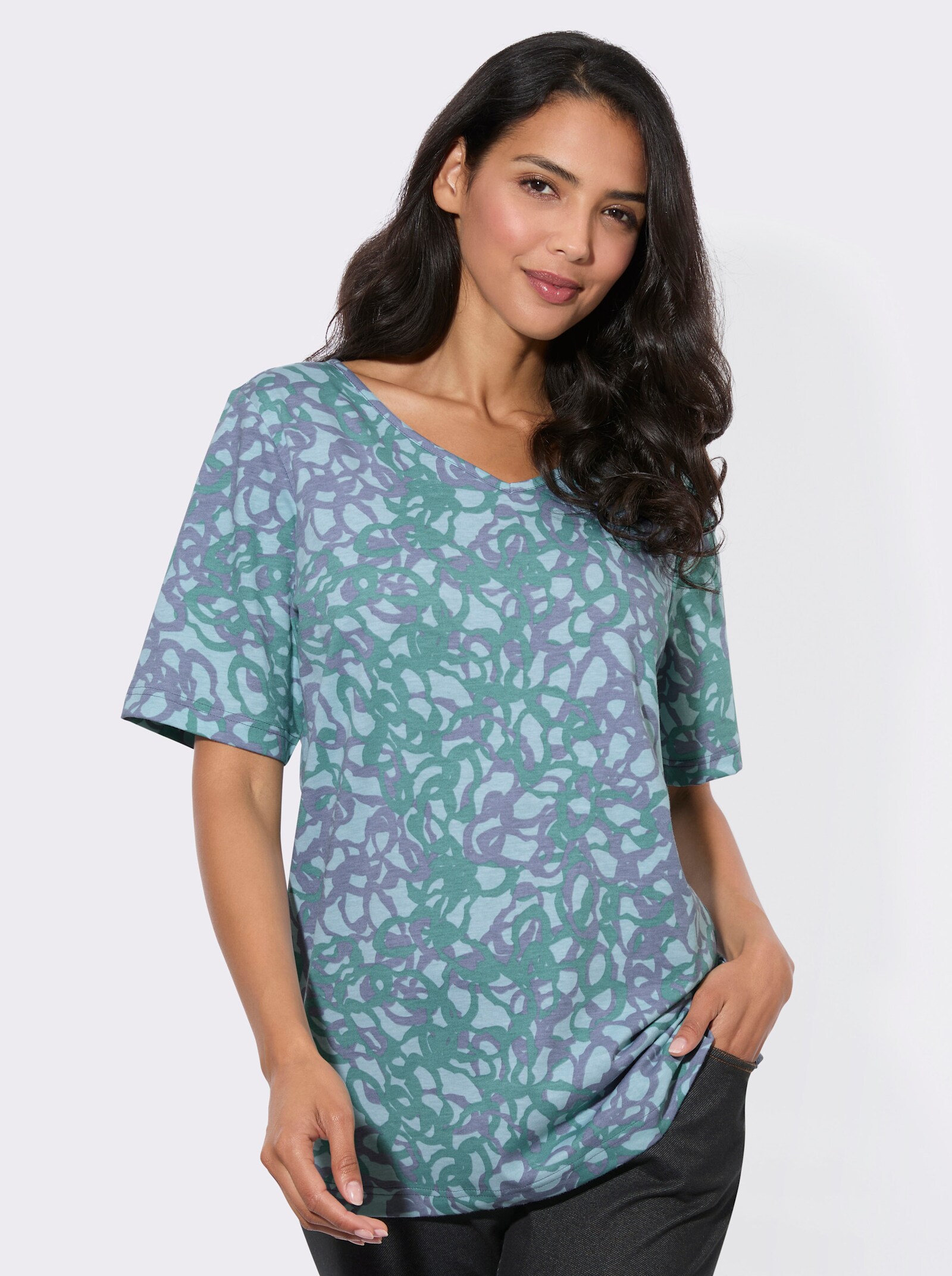 V-Shirt mit Seitenschlitzen - taubenblau-salbei-bedruckt