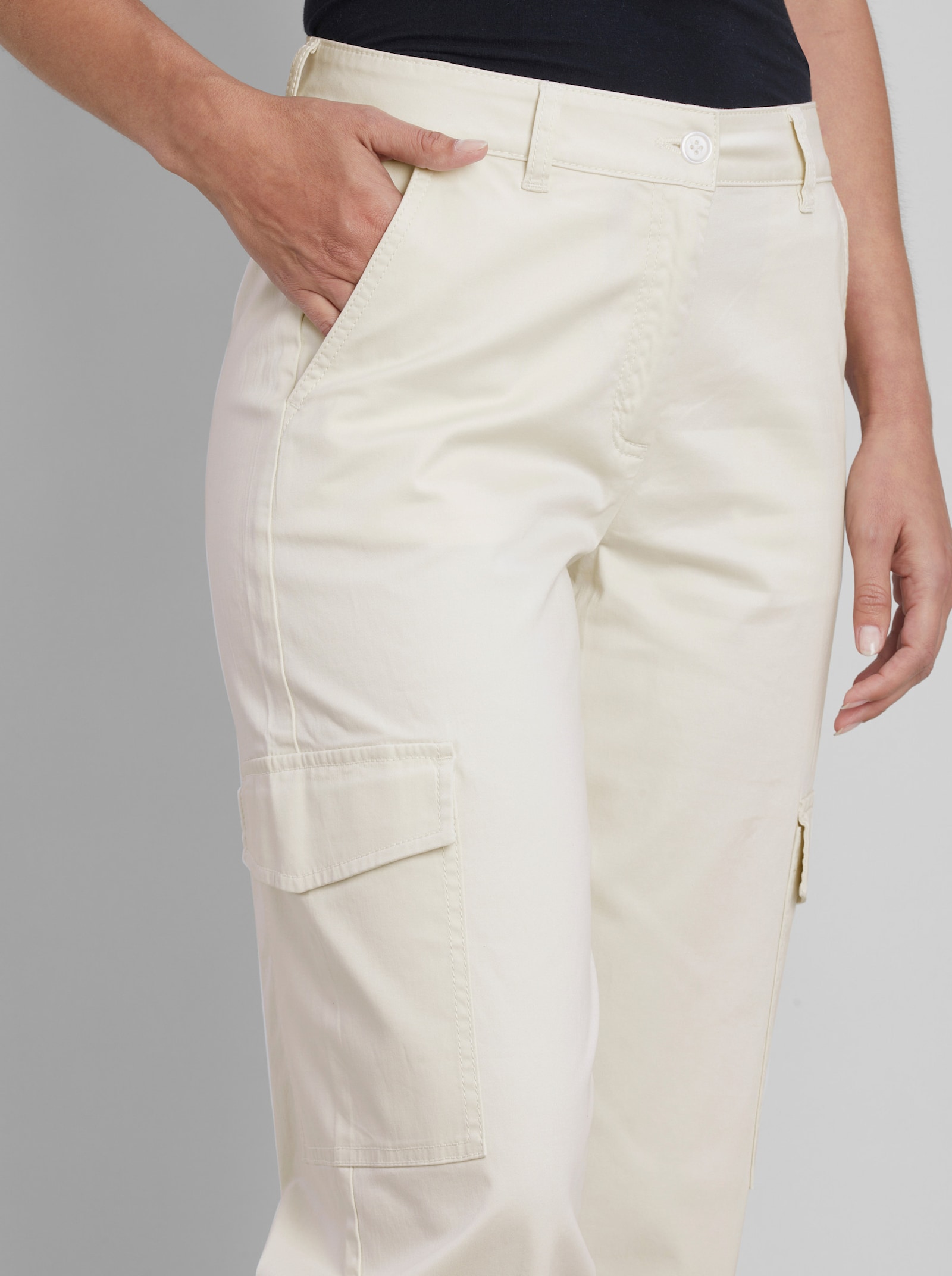 heine Cargohose mit aufgesetzten Taschen - champagner