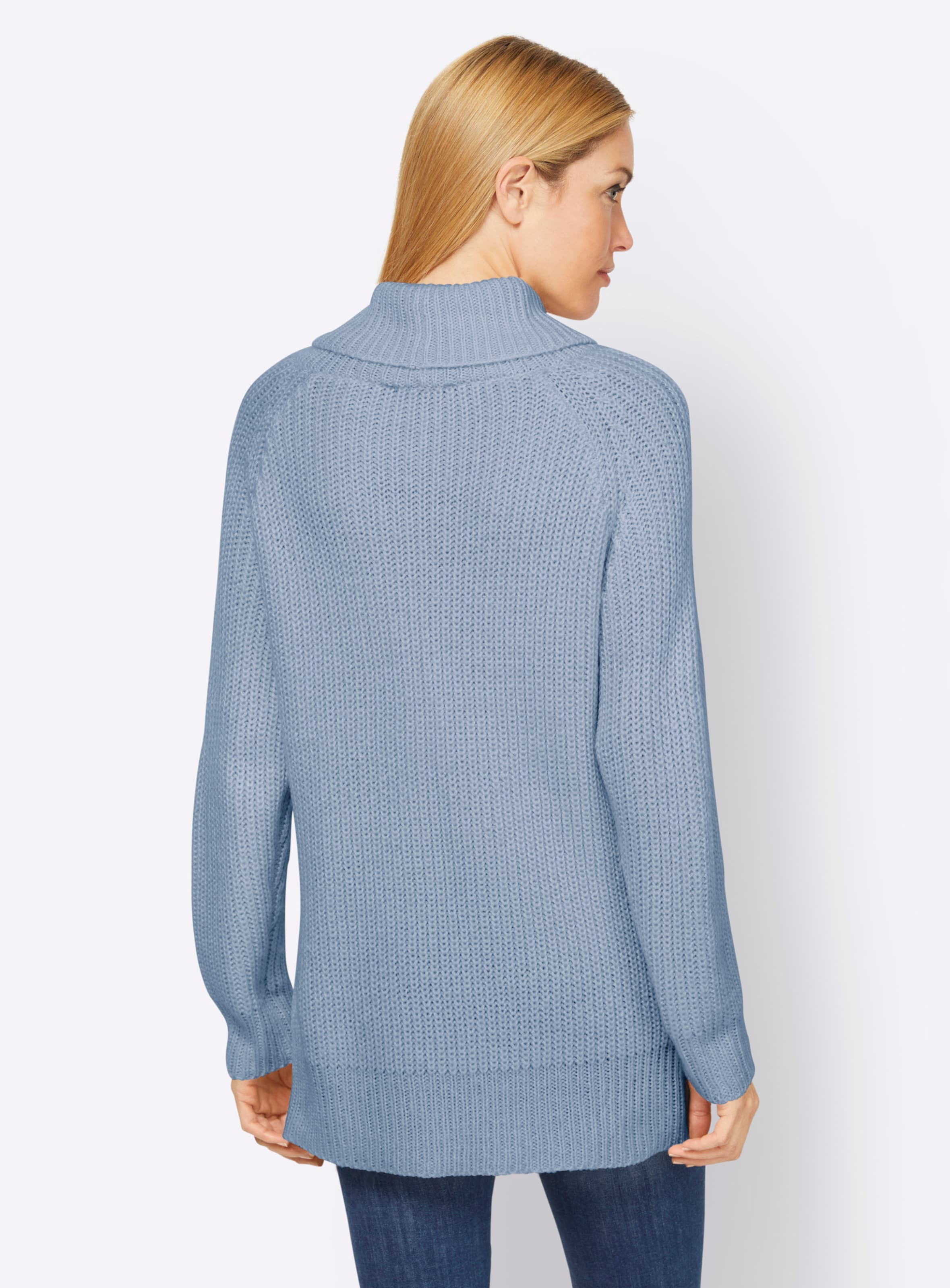 Langarm Pullover günstig Kaufen-Pullover in bleu von heine. Pullover in bleu von heine <![CDATA[Pullover Kuschelweich mit wärmendem Rollkragen und aufwendigem Strickmuster. Langarm.]]>. 