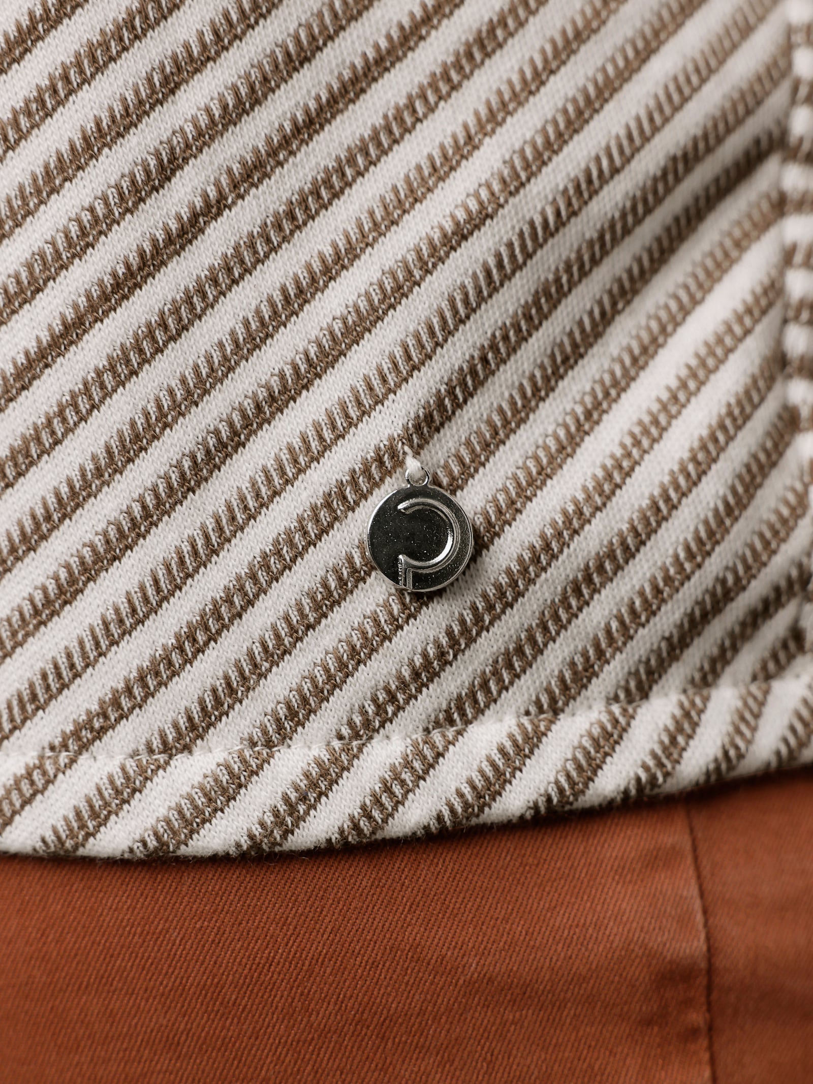 CREATION L PREMIUM V-Shirt mit V-förmigen Streifen - braun-ecru-geringelt