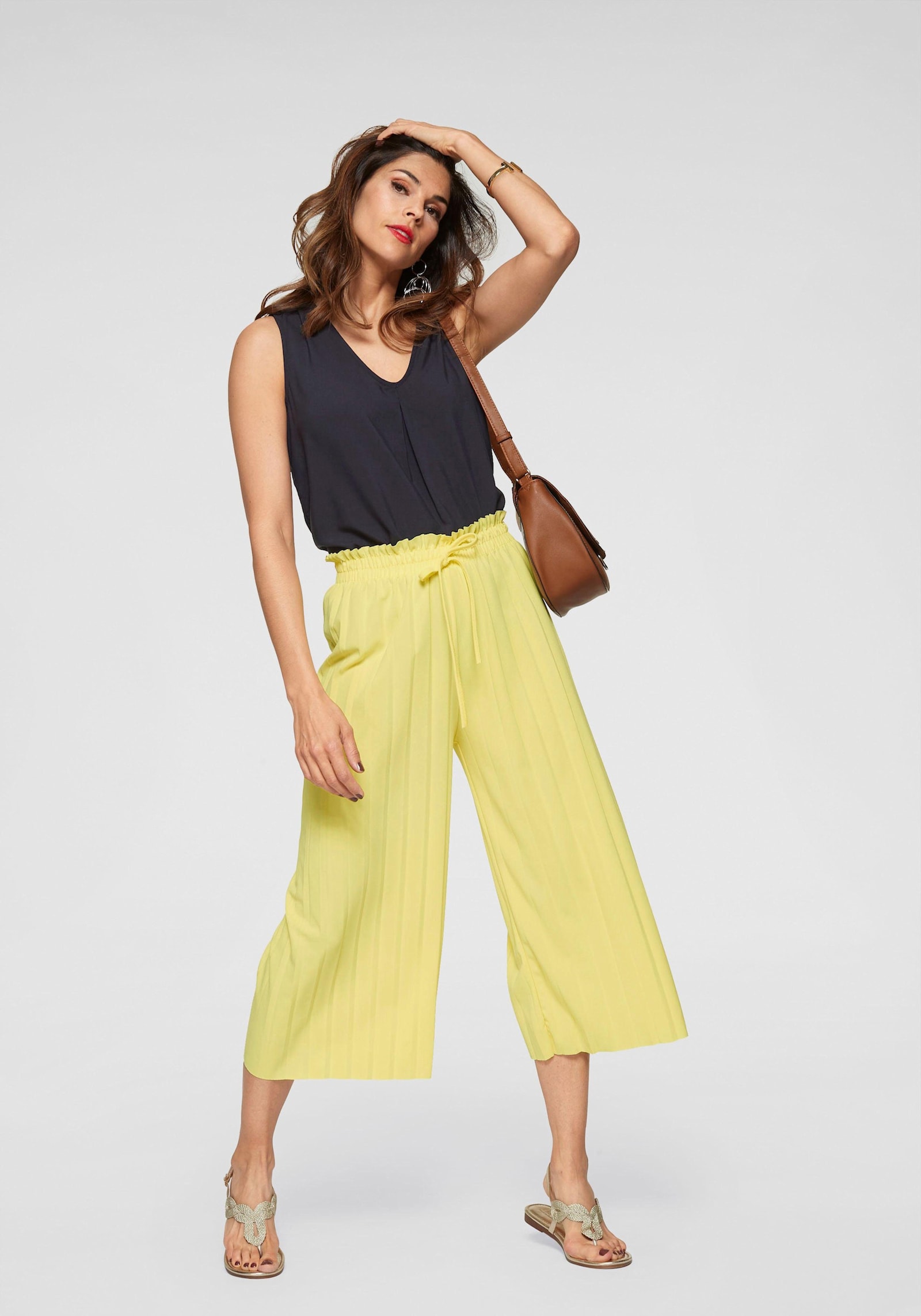 LASCANA Zehentrenner - goldfarben