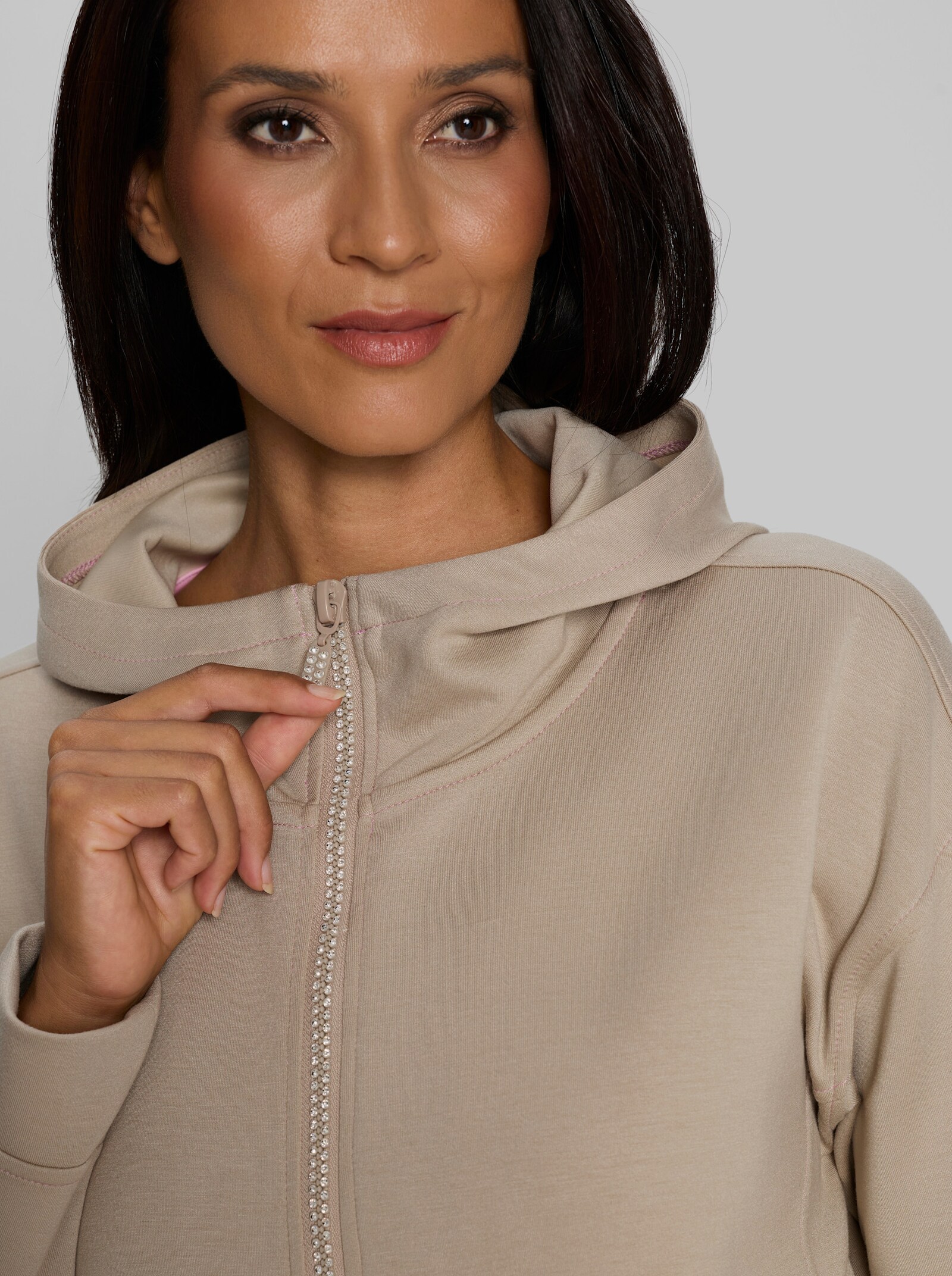 heine Shirtjacke mit Kapuze - beige